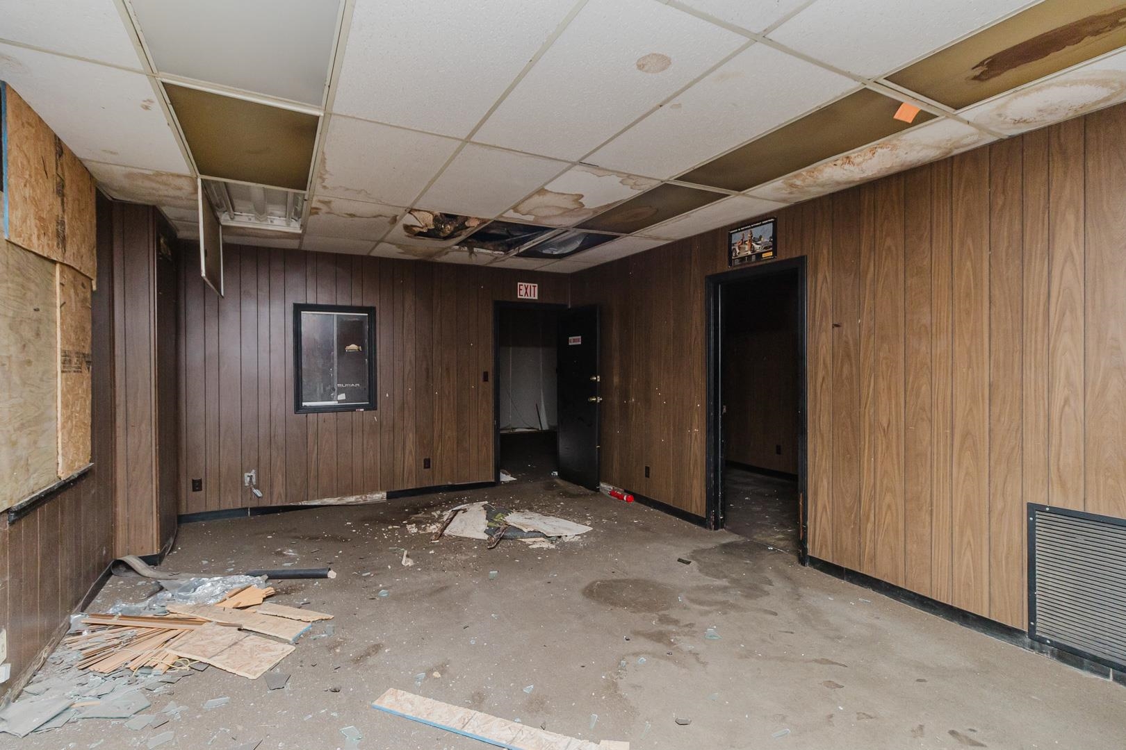 470 N Seneca Wichita KS 67203