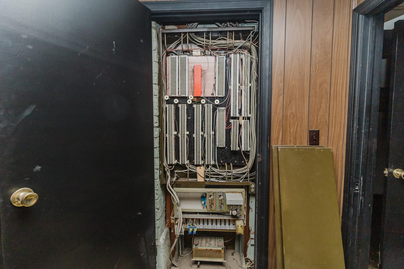 470 N Seneca Wichita KS 67203