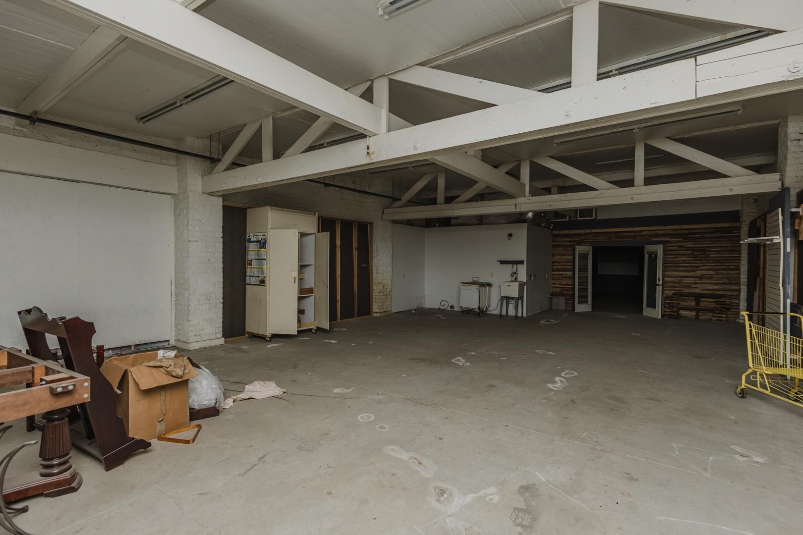 470 N Seneca Wichita KS 67203