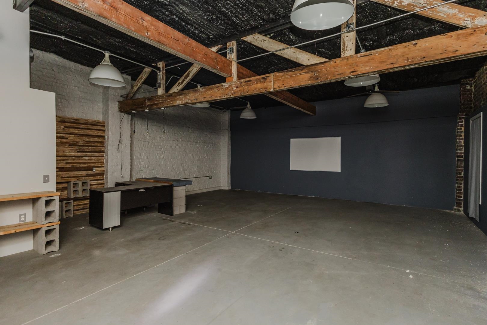 470 N Seneca Wichita KS 67203