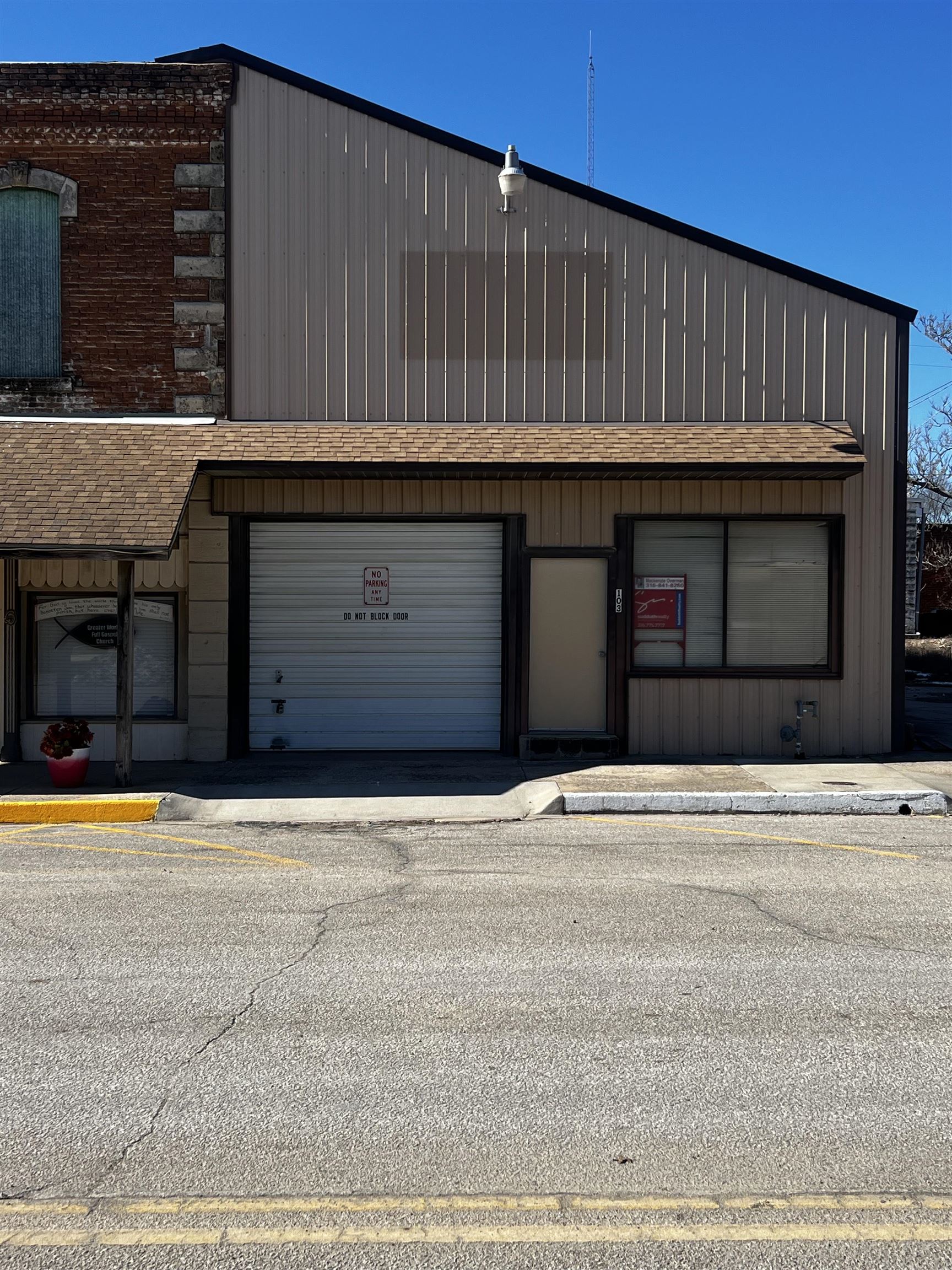 103 N Main Street Leon KS 67074