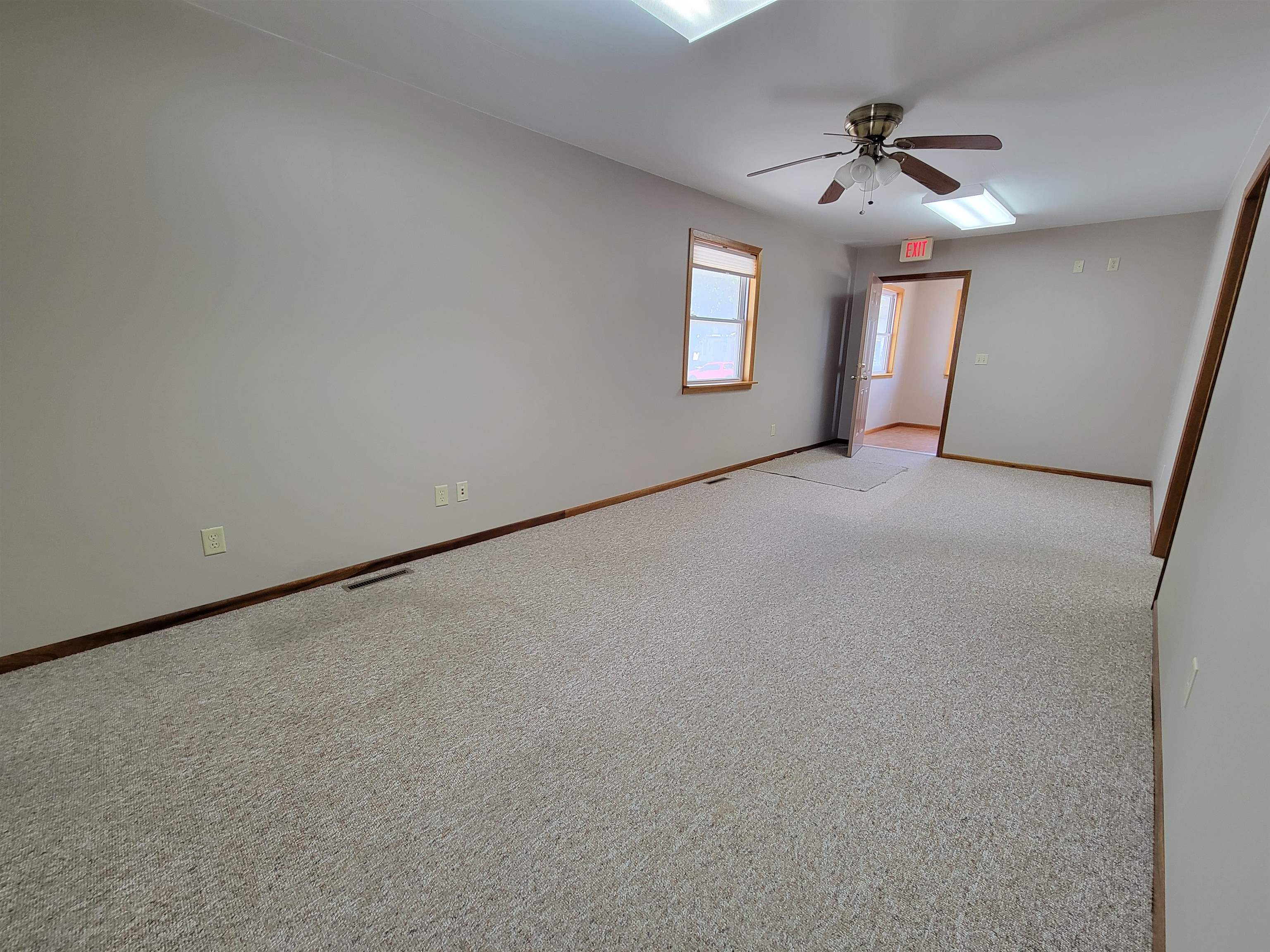 213 E Harvey Wellington KS 67152
