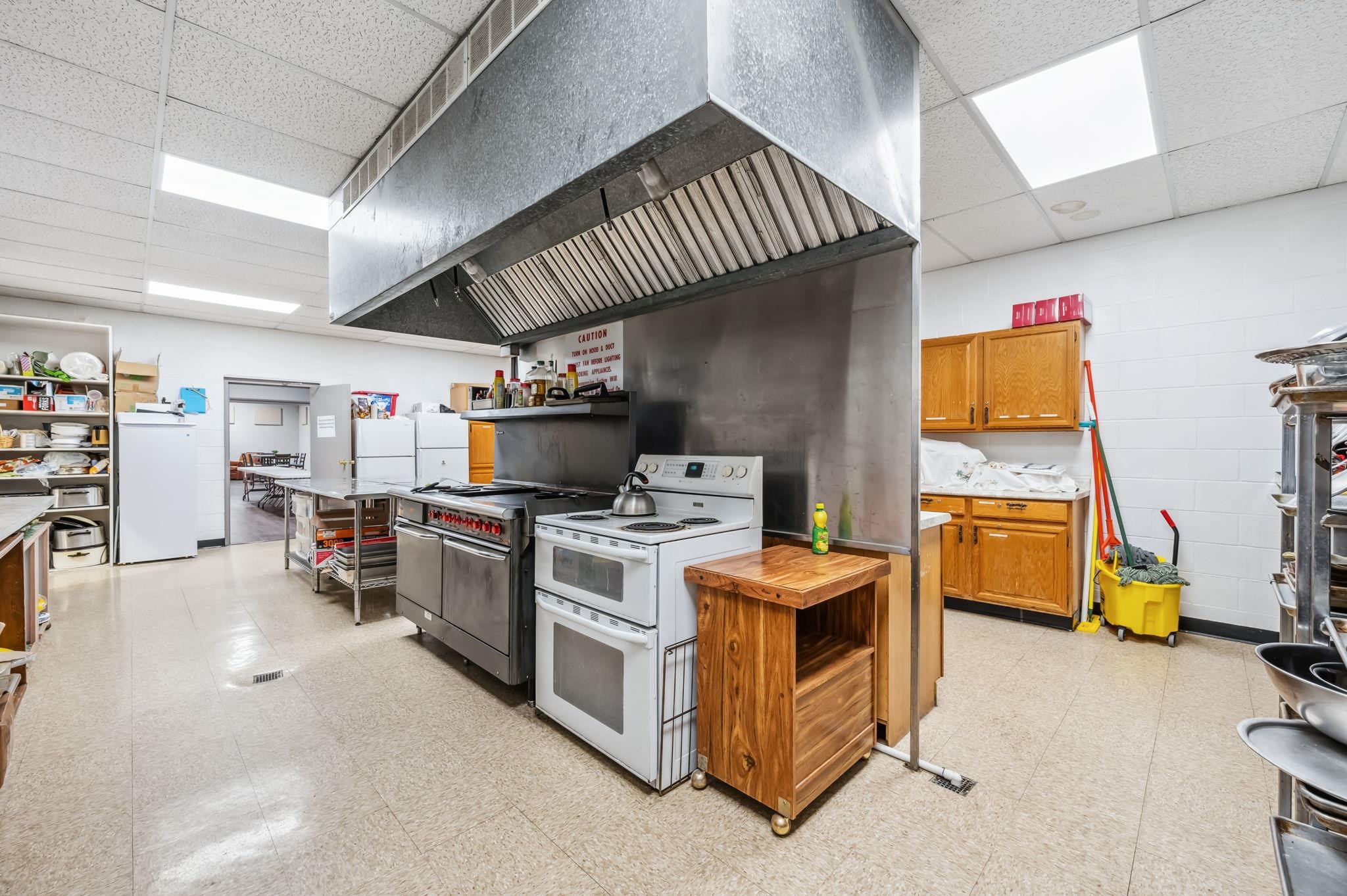 2757 S Glenn Wichita KS 67217-1841