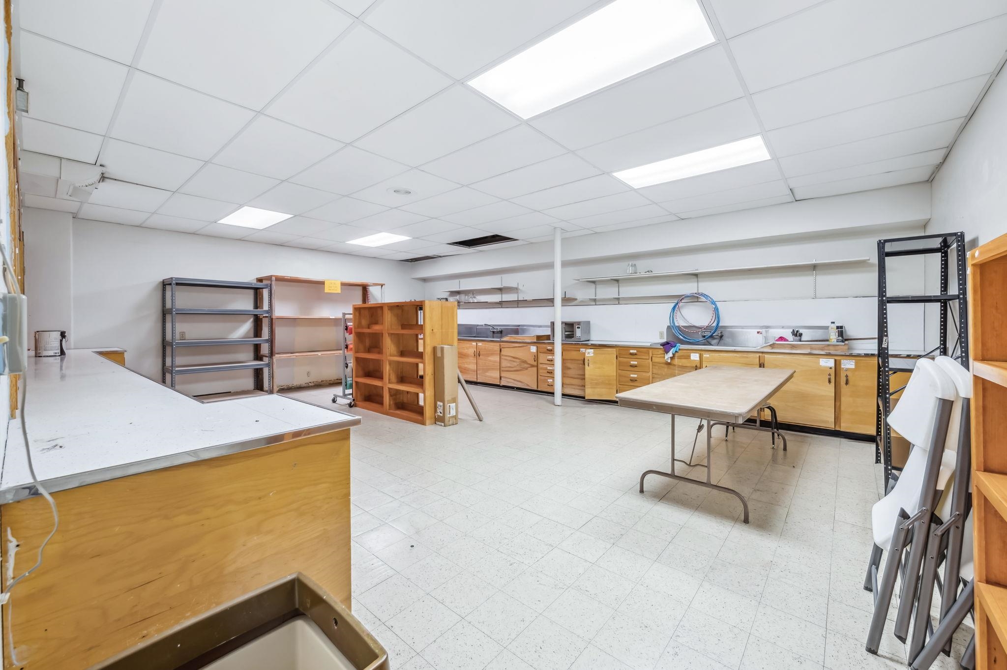 2757 S Glenn Wichita KS 67217-1841