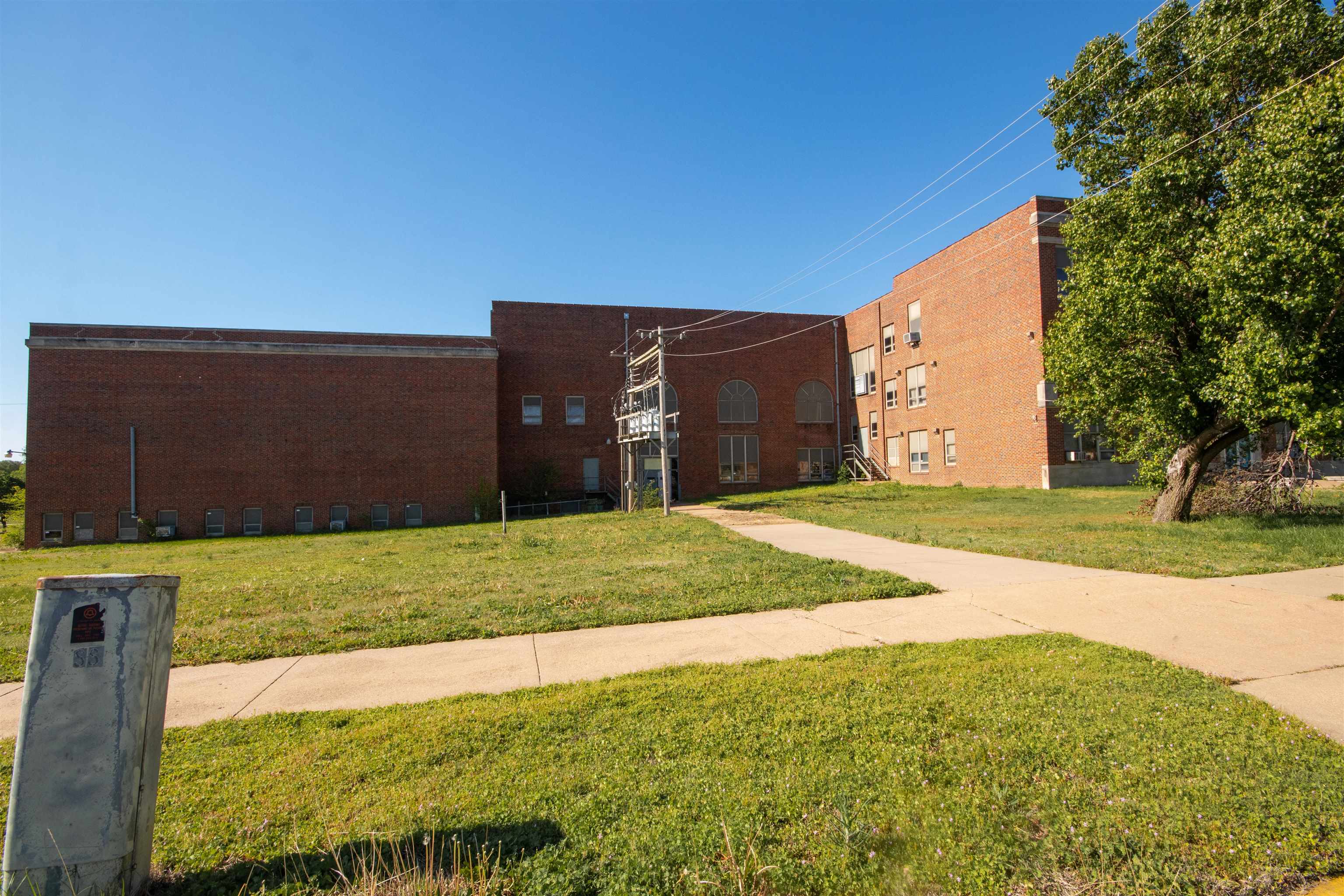 311 N A Street Wellington KS 67152