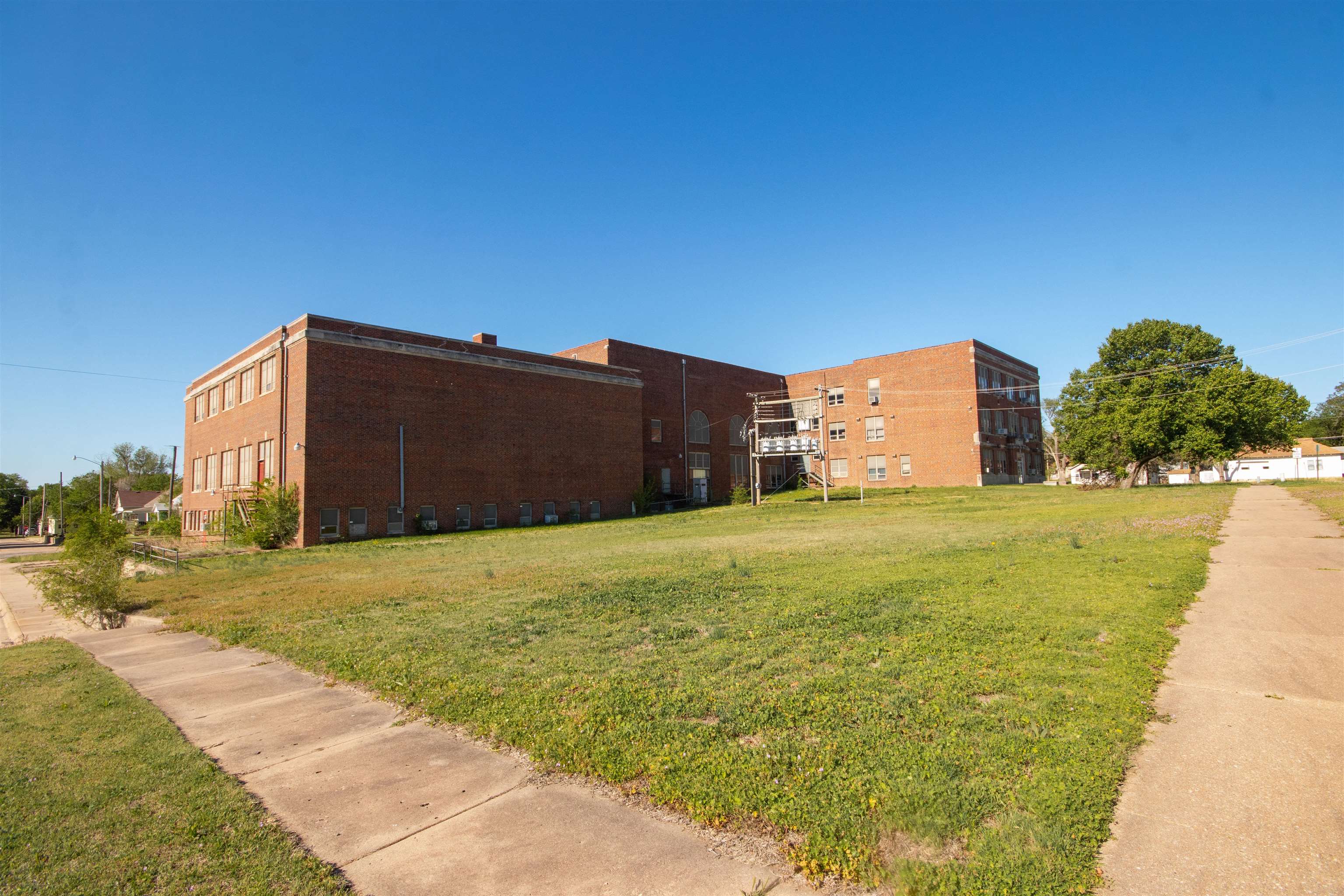 311 N A Street Wellington KS 67152