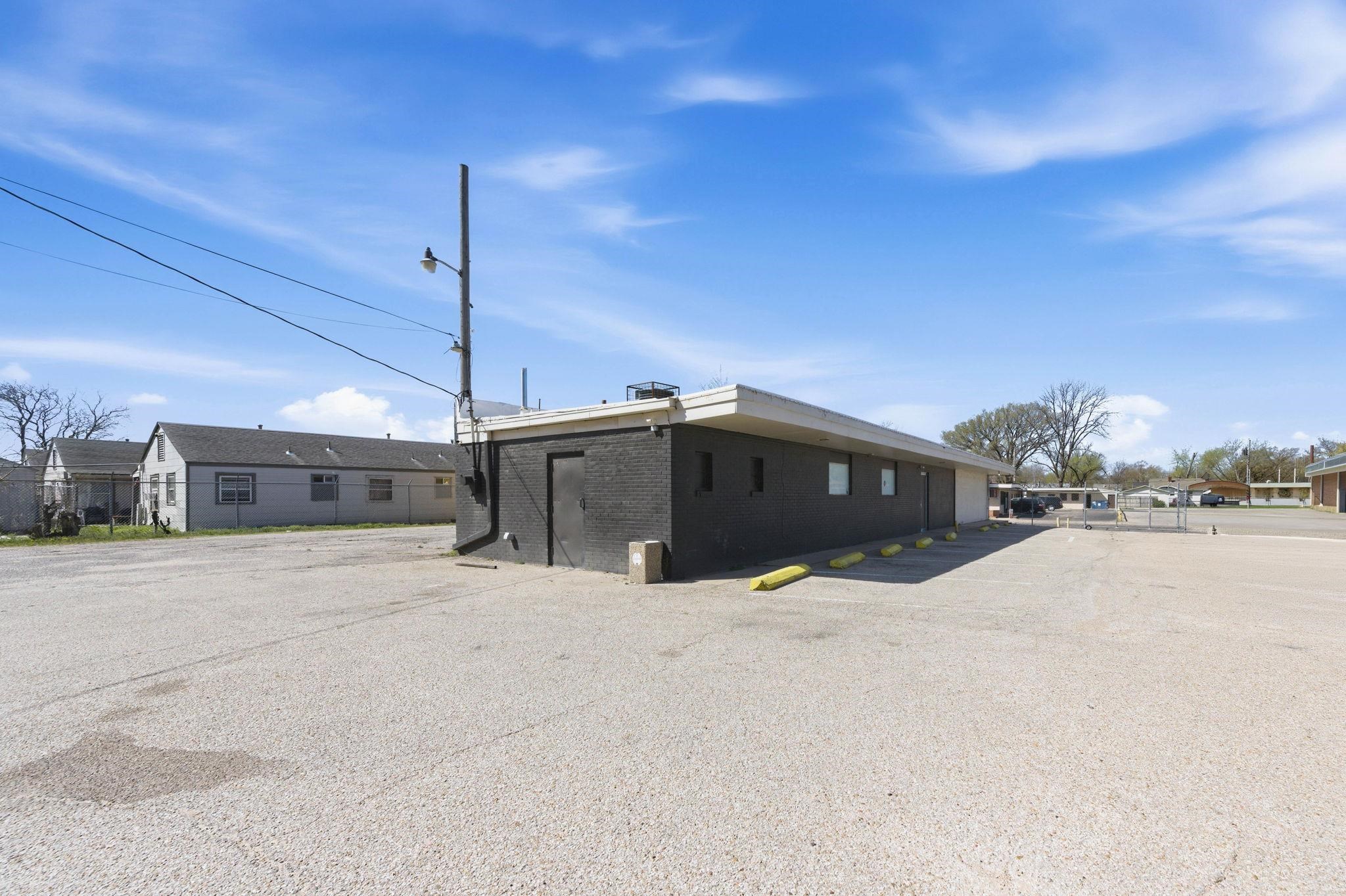 2032 S Broadway Wichita KS 67211