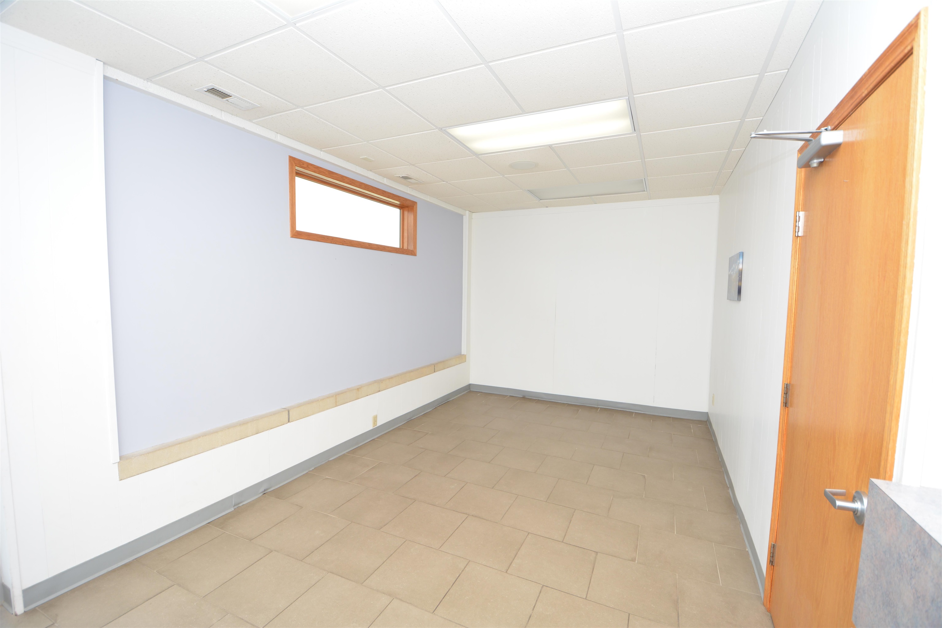 6135 E Harry Street Wichita KS 67218