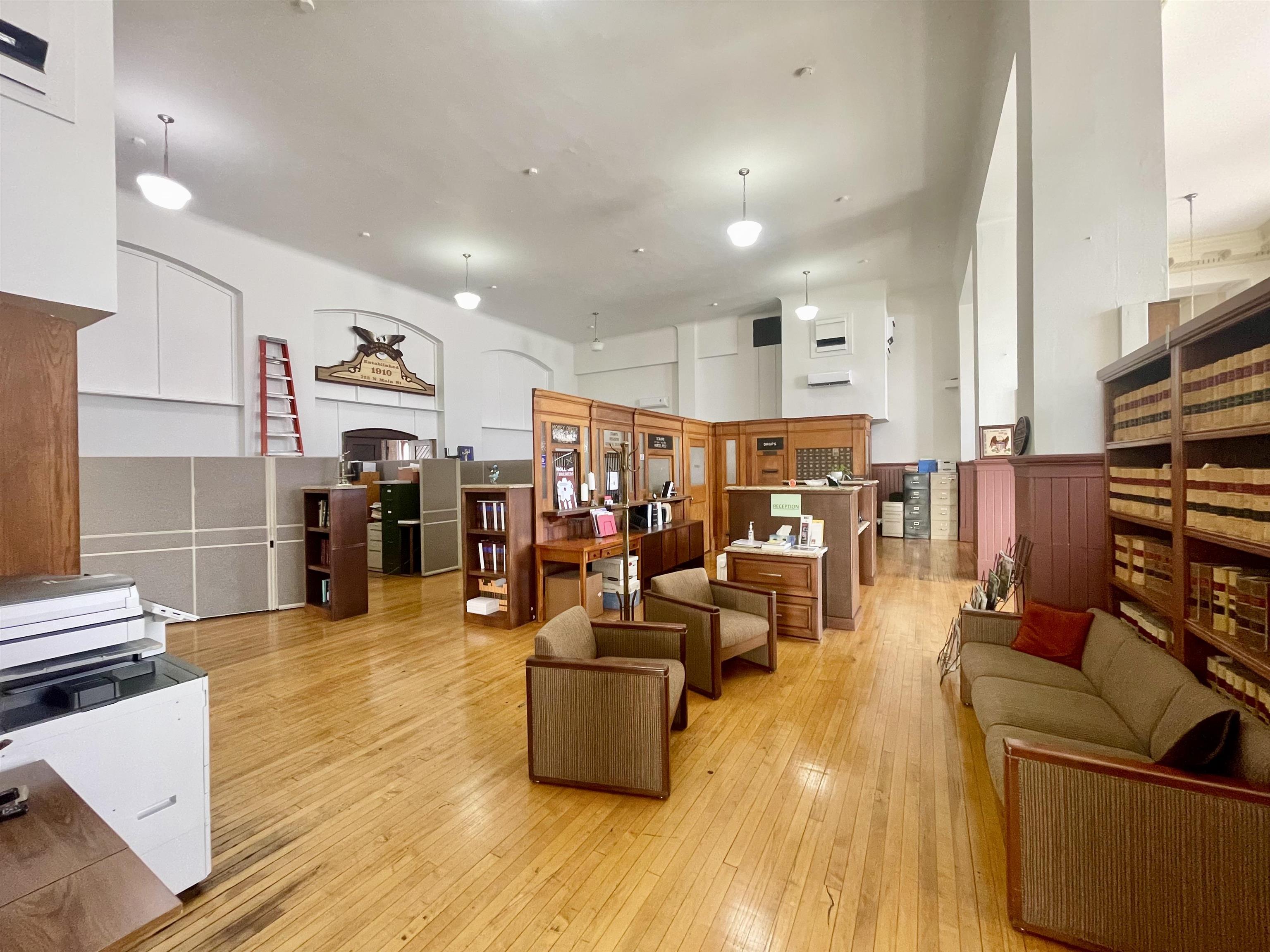 725 N Main Street Newton KS 67114