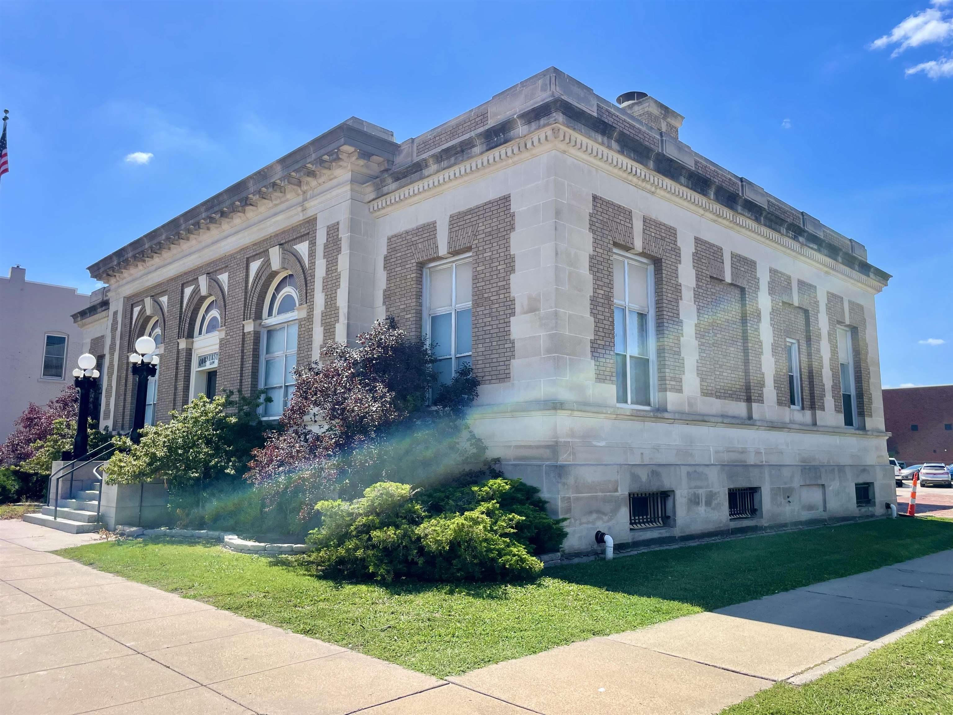 725 N Main Street Newton KS 67114