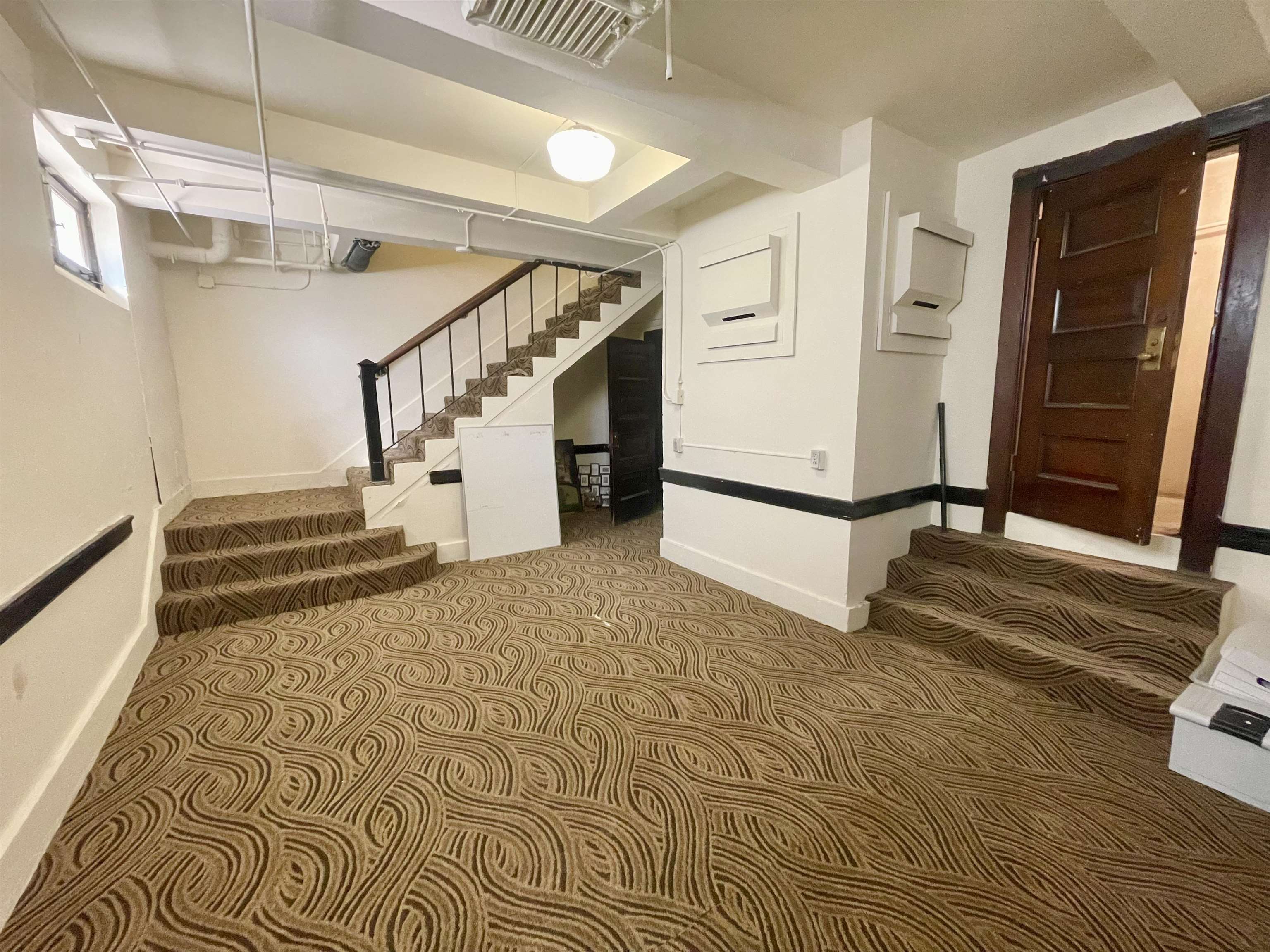 725 N Main Street Newton KS 67114