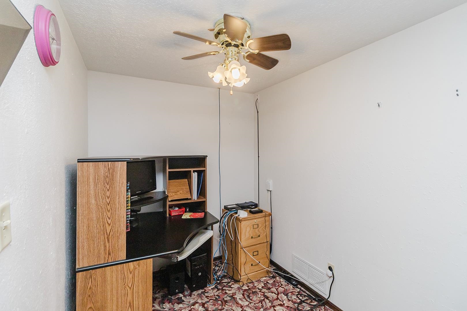 1319 E 17th Hutchinson KS 67501