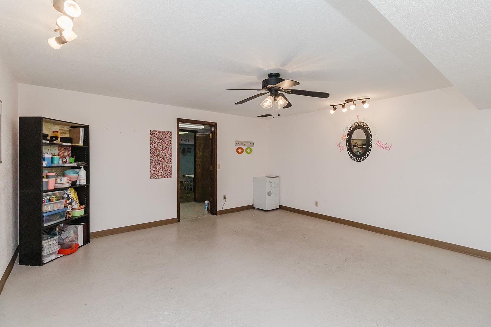 1319 E 17th Hutchinson KS 67501