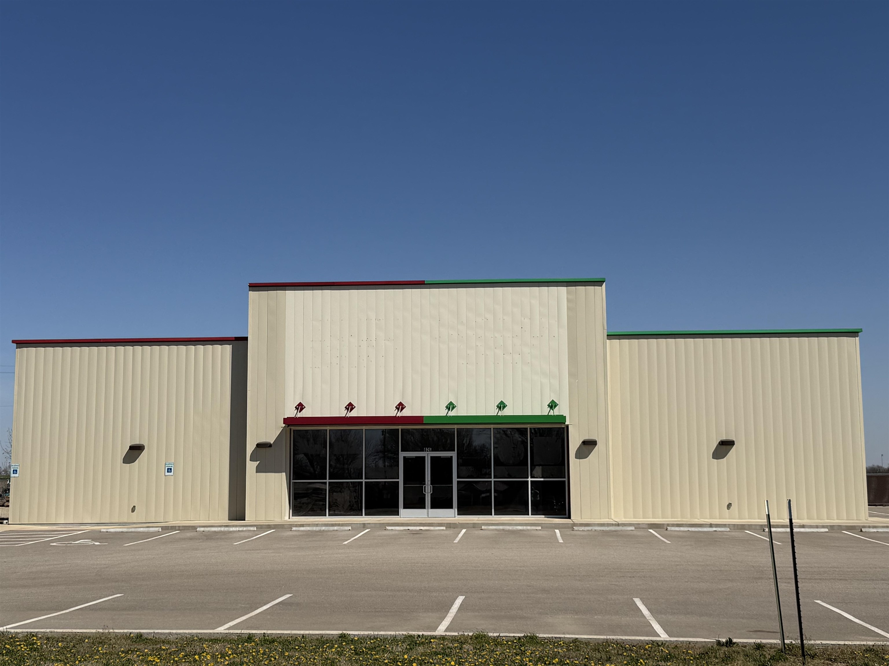 826 N Roosevelt Marion KS 66861