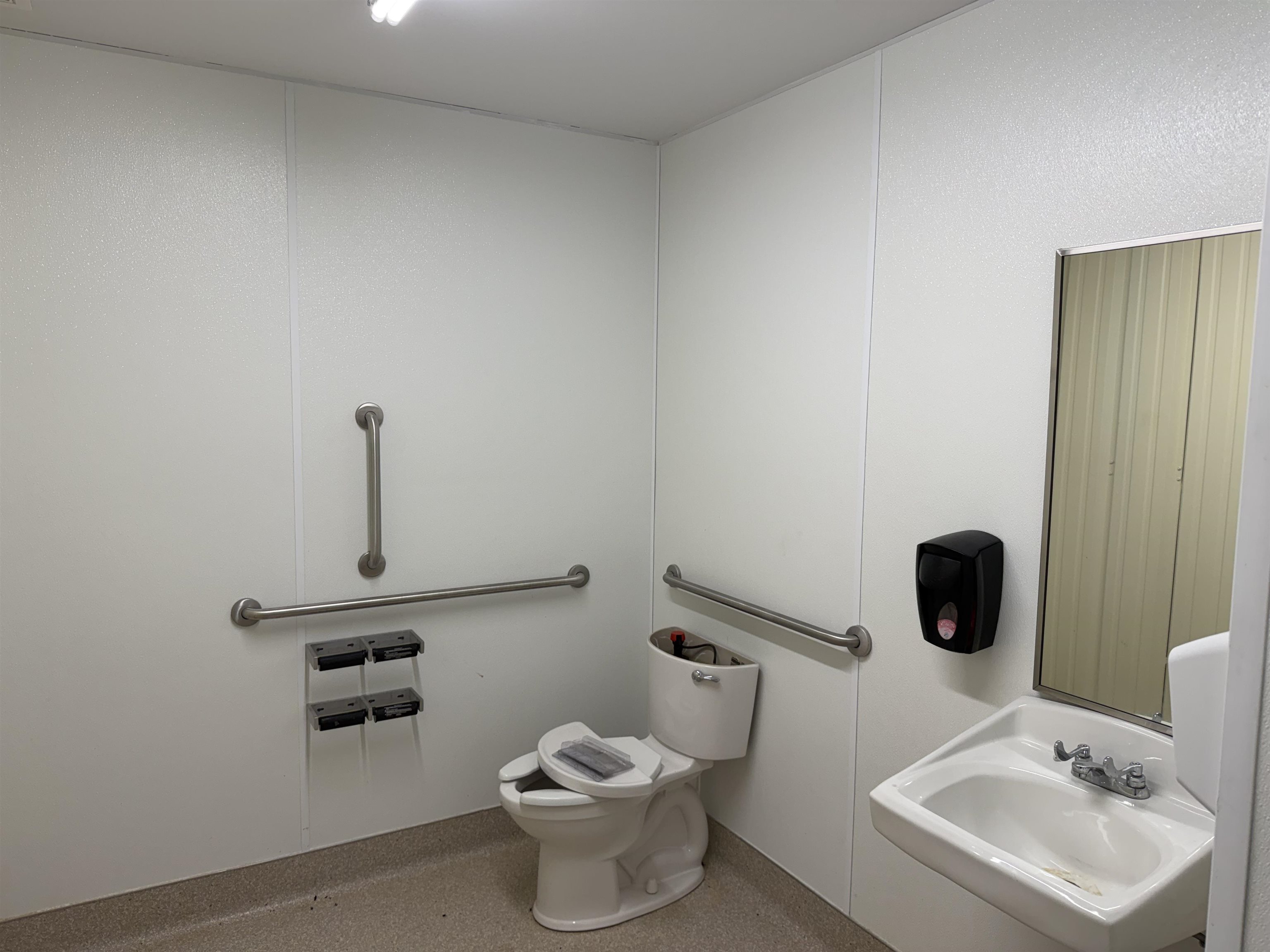 826 N Roosevelt Marion KS 66861