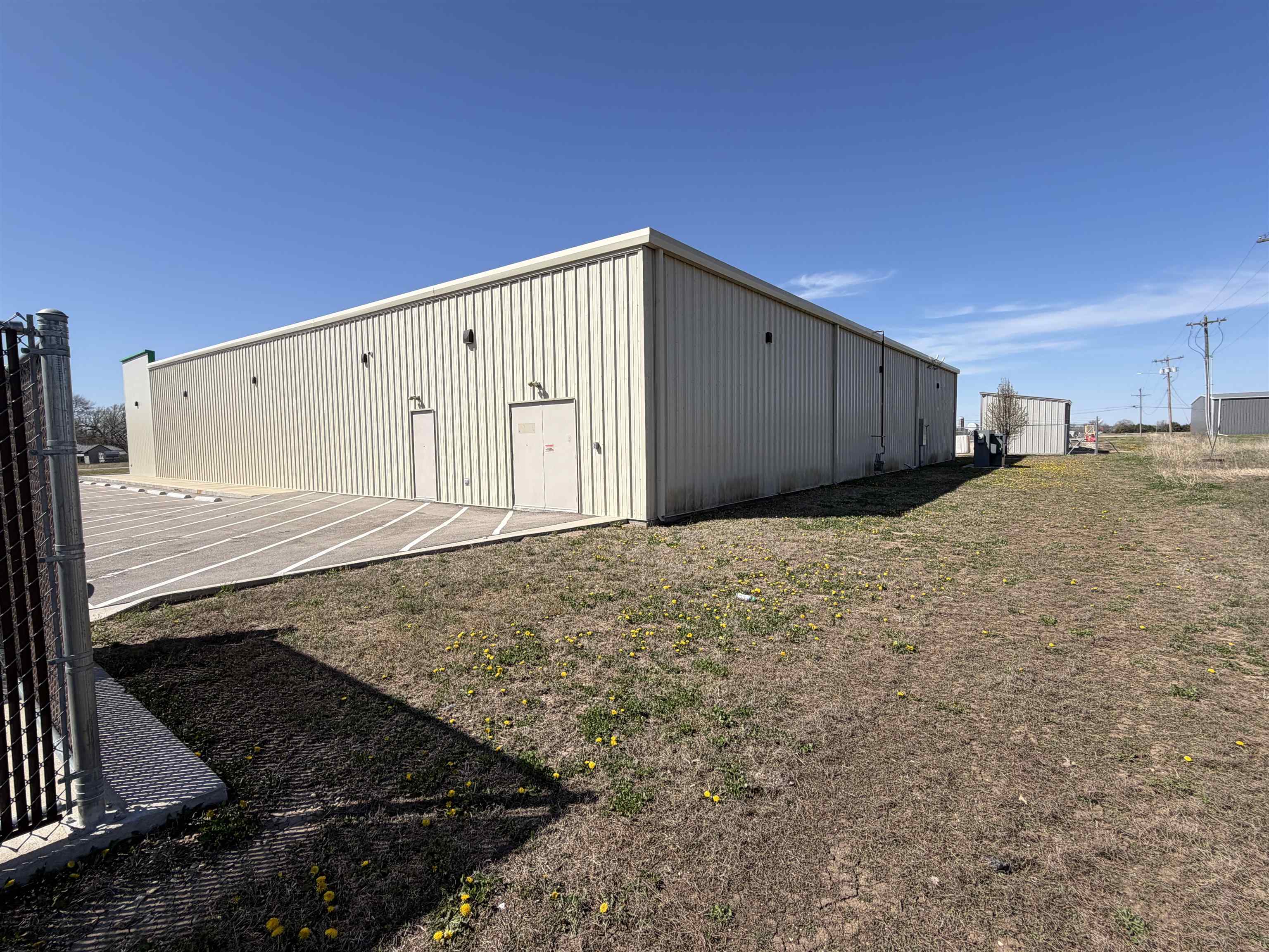 826 N Roosevelt Marion KS 66861