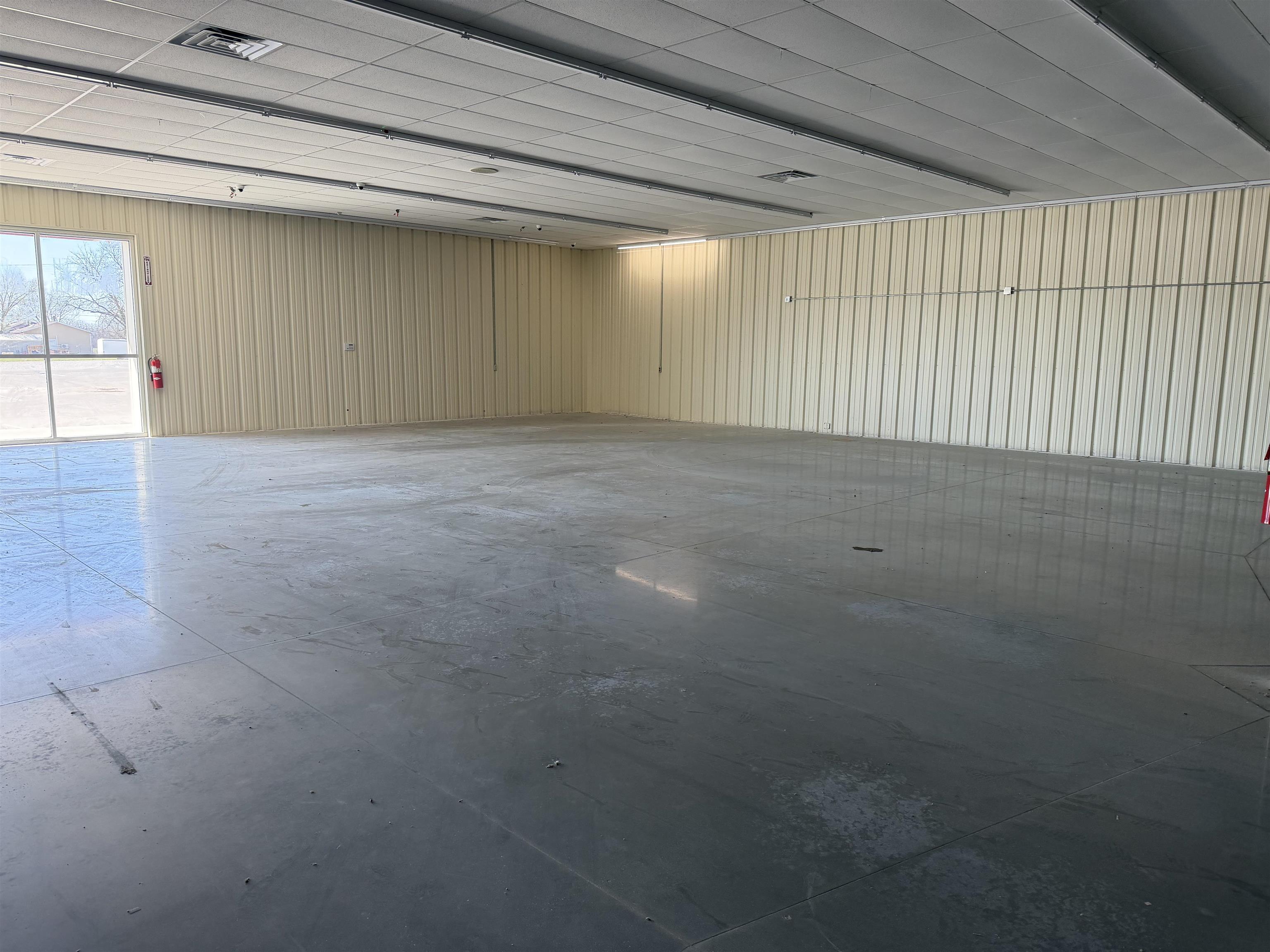 826 N Roosevelt Marion KS 66861