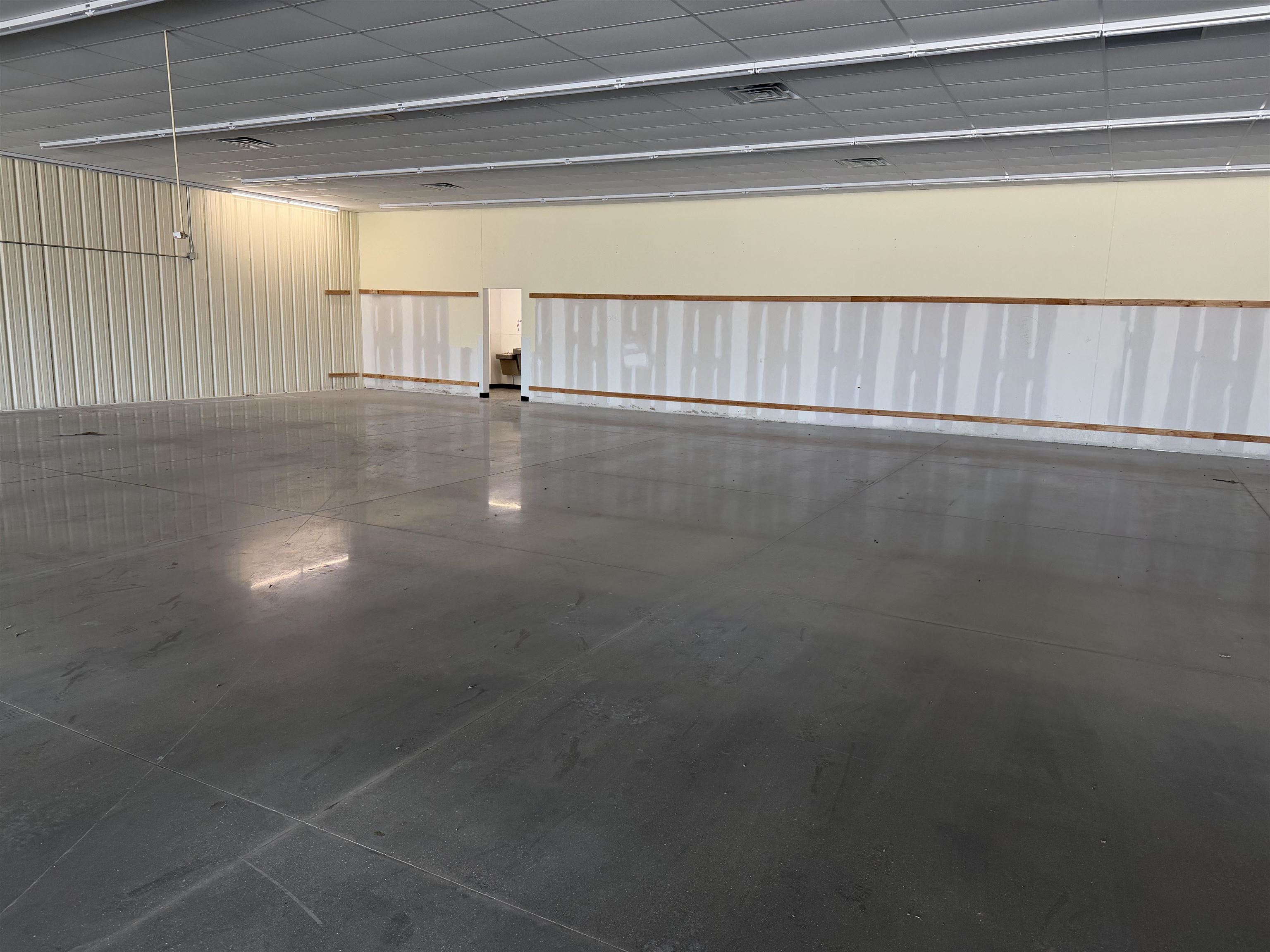 826 N Roosevelt Marion KS 66861