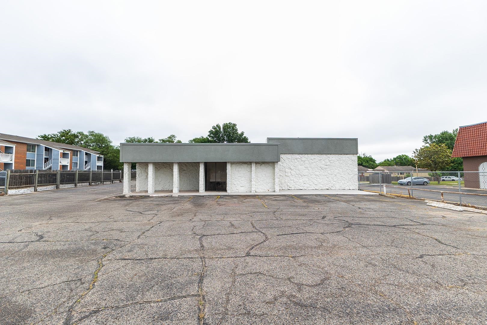 2234 S Oliver Wichita KS 67218