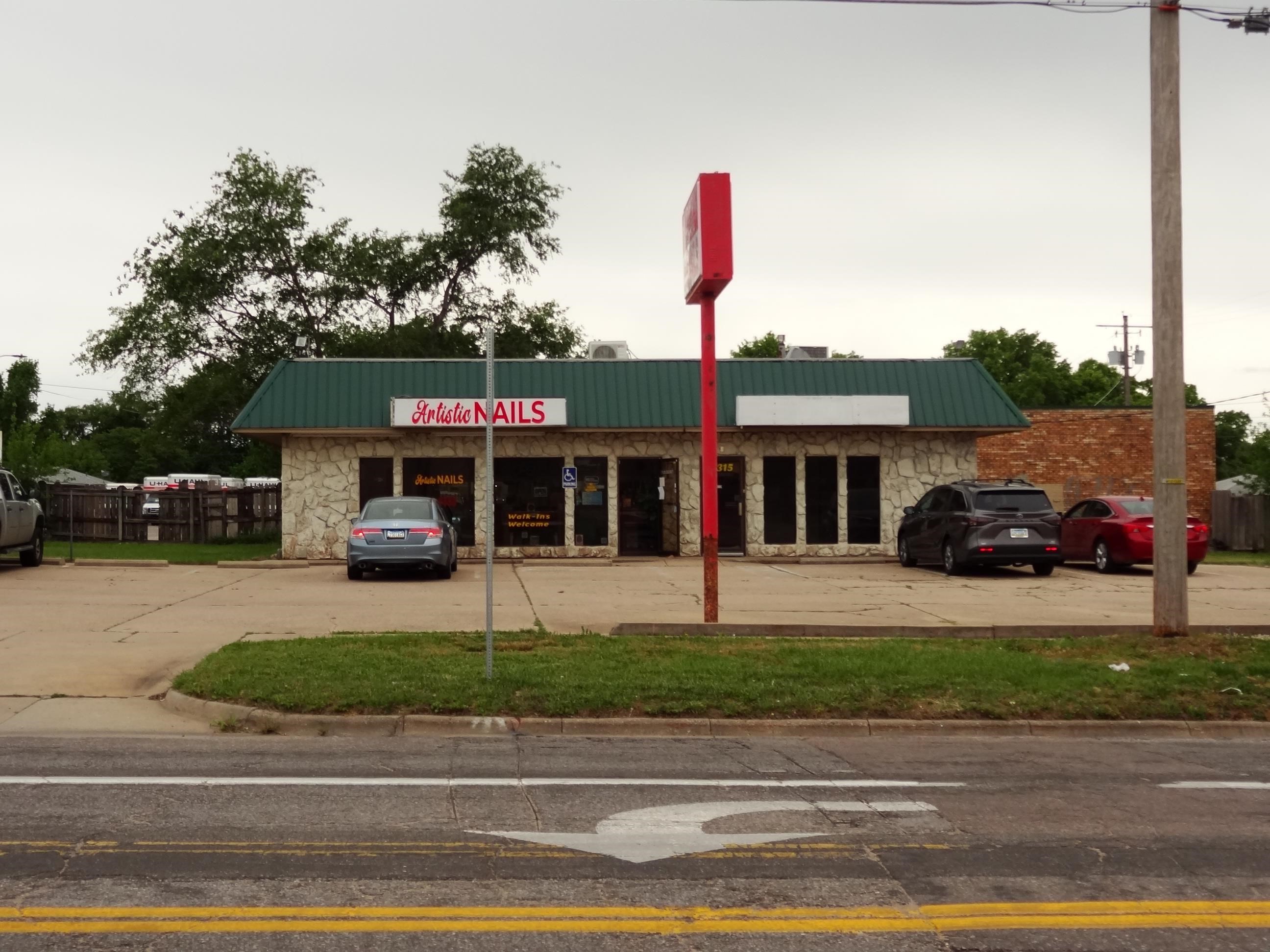 6315/6317 E Lincoln Street Wichita KS 67218