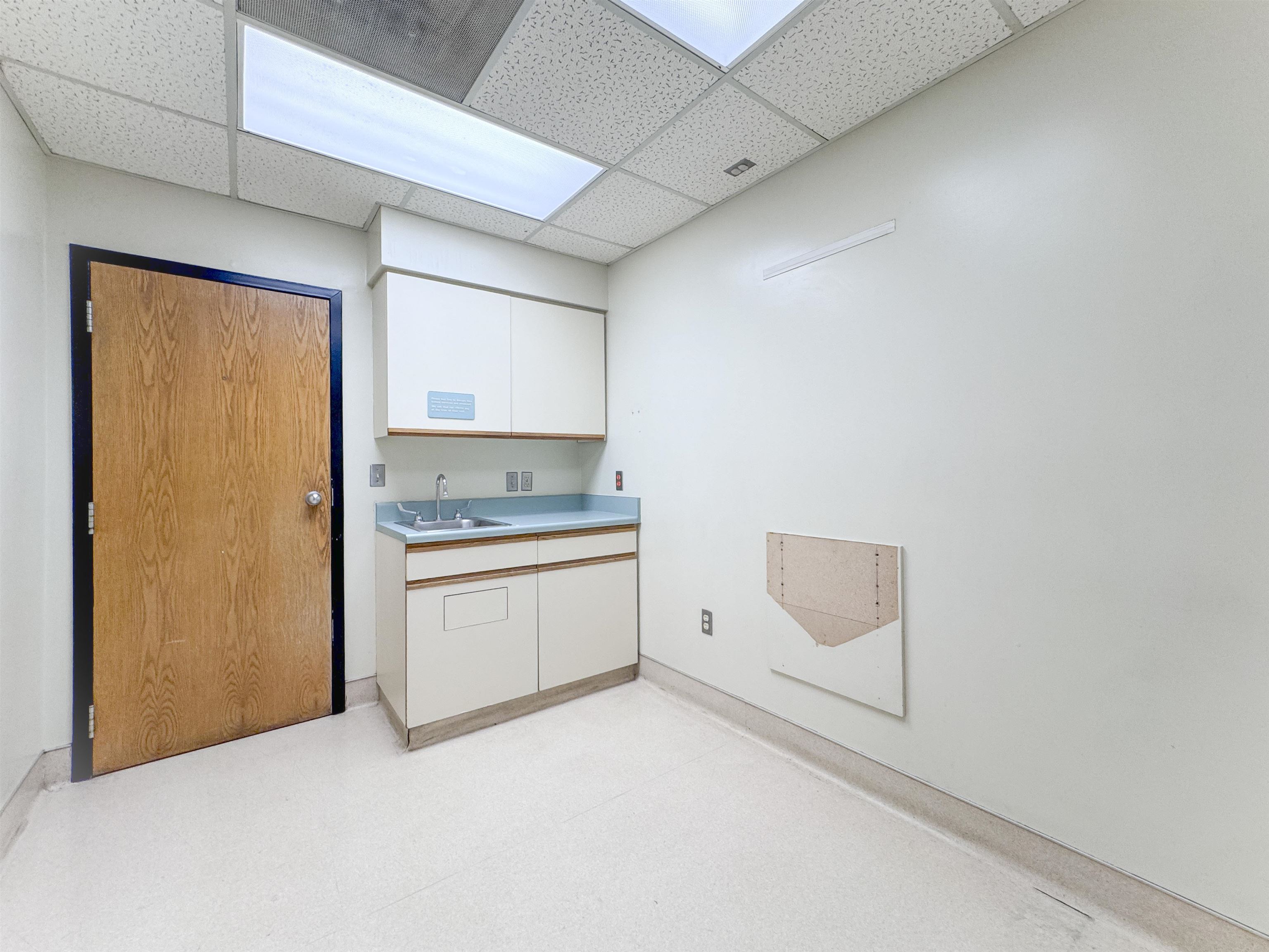 3223 W 13th Street N Wichita KS 67203