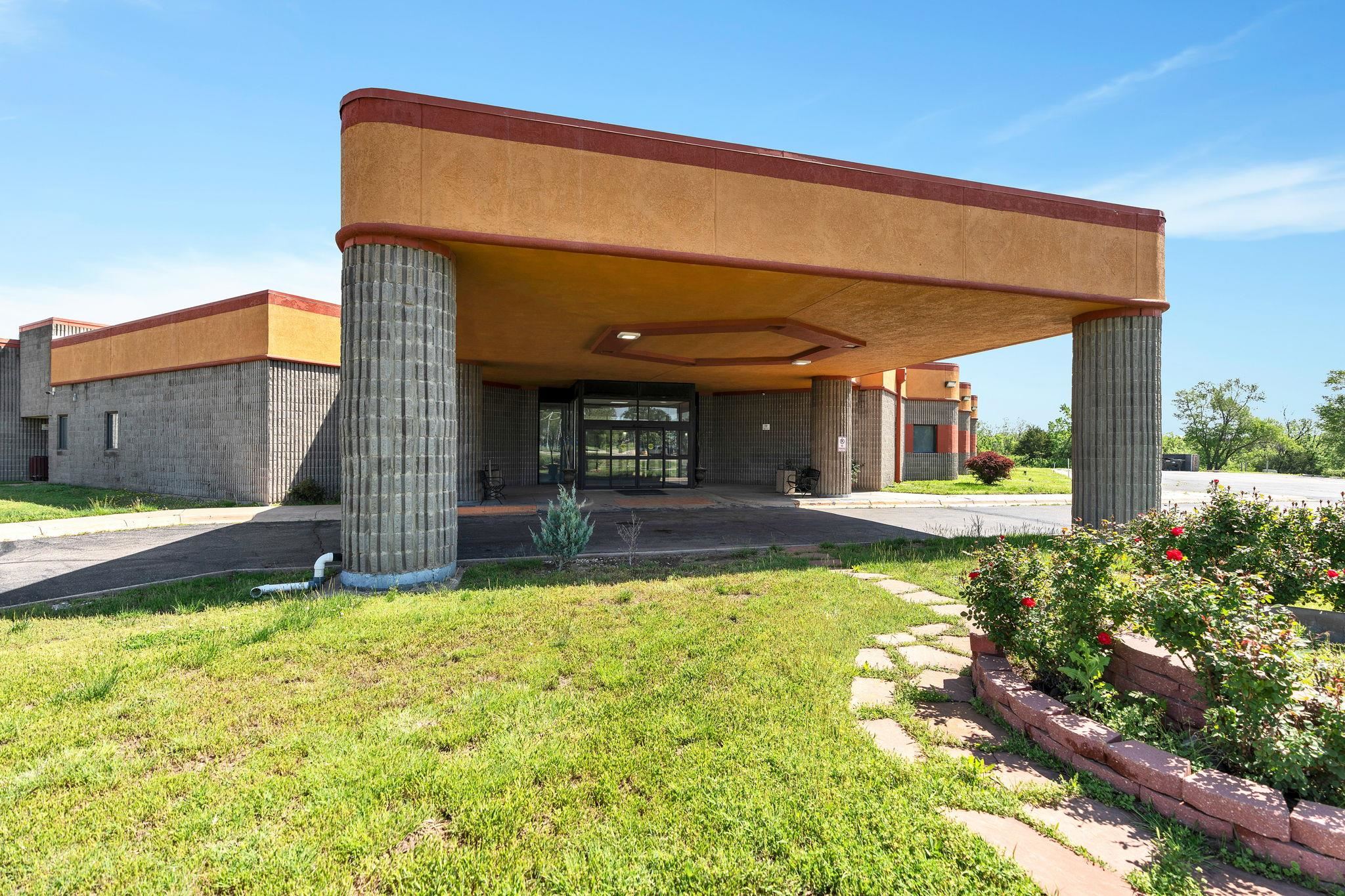 3232 N Summit Street Arkansas City KS 67005