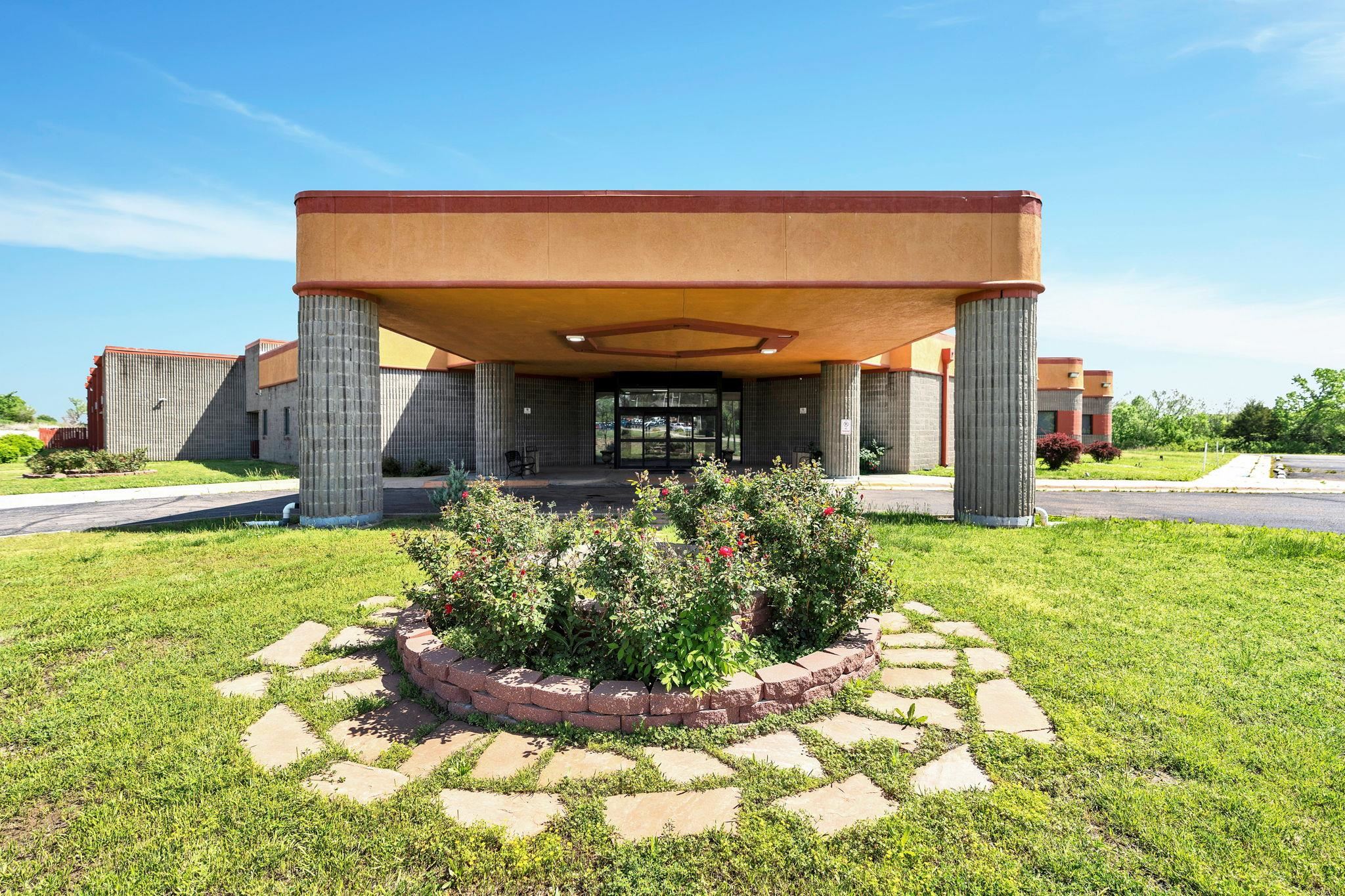3232 N Summit Street Arkansas City KS 67005