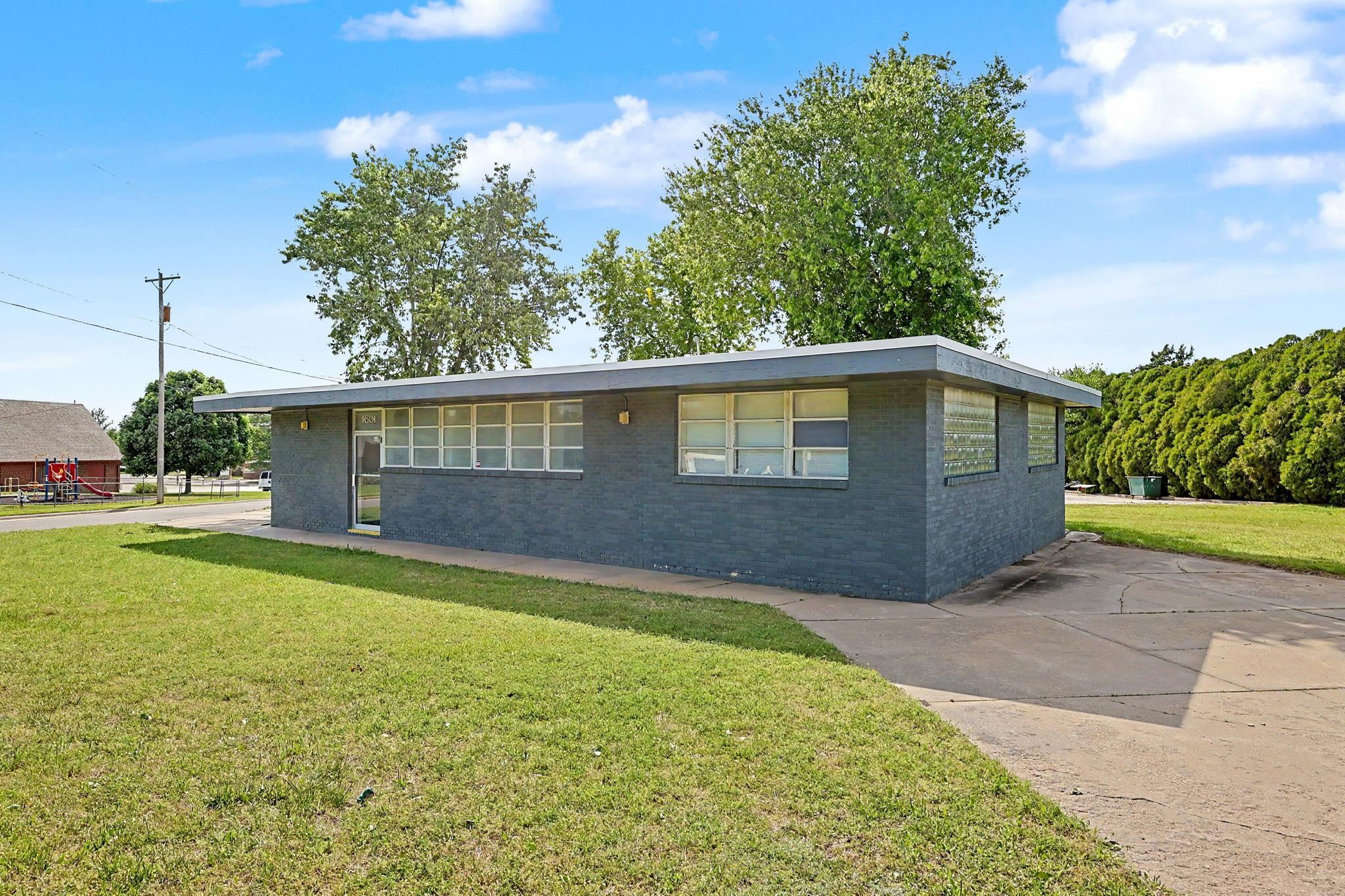 1601 State Street Augusta KS 67010