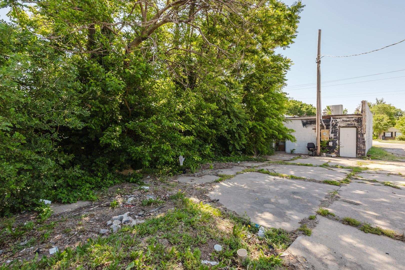 2508 E 9th Street Wichita KS 67214