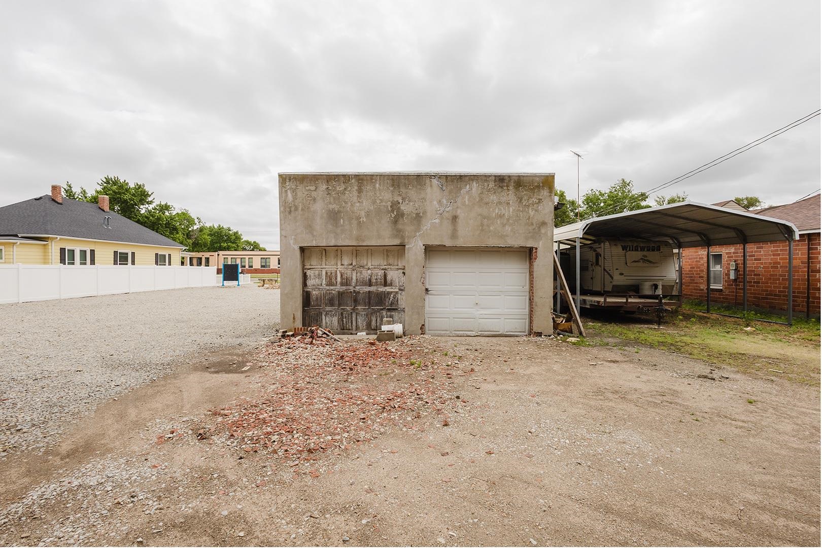 1207 Washington Great Bend KS 67530