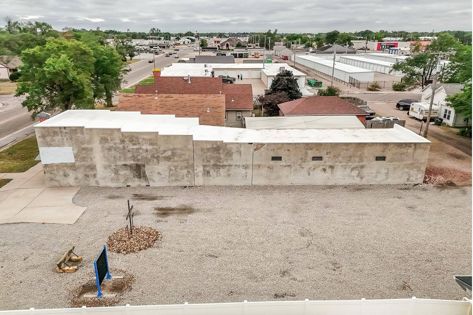 1207 Washington Great Bend KS 67530
