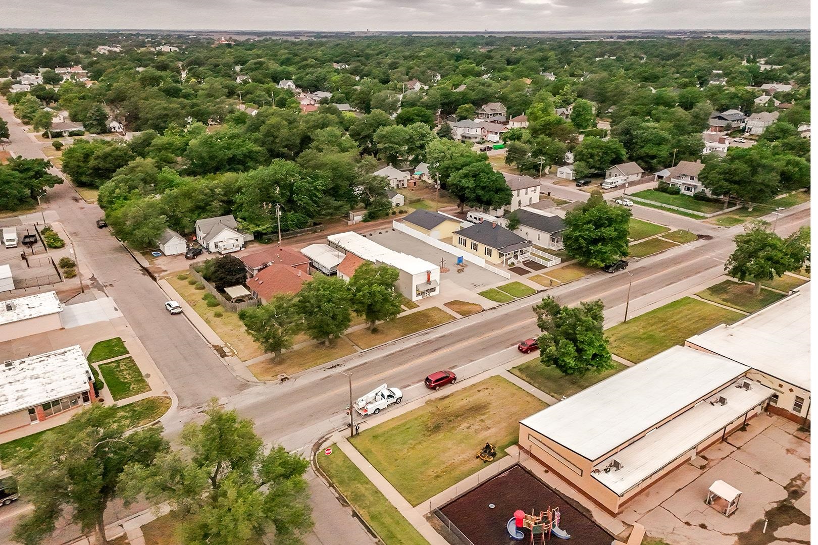 1207 Washington Great Bend KS 67530