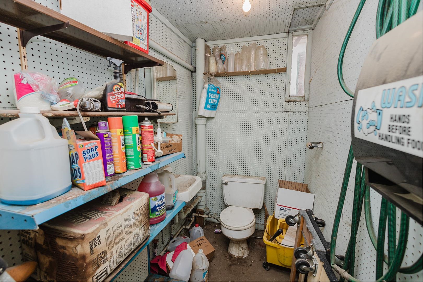 1207 Washington Great Bend KS 67530