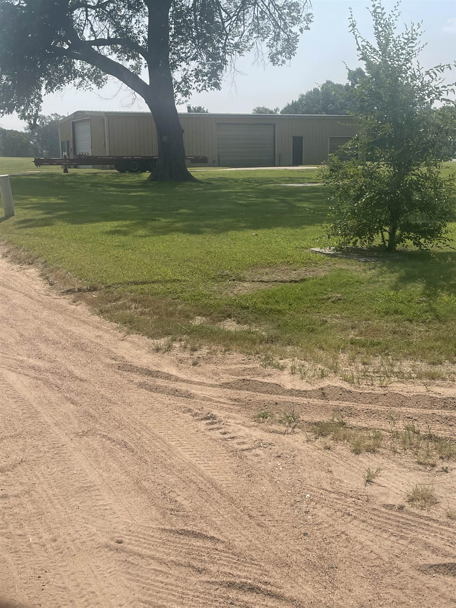 905 E 8th Street Harper KS 67058
