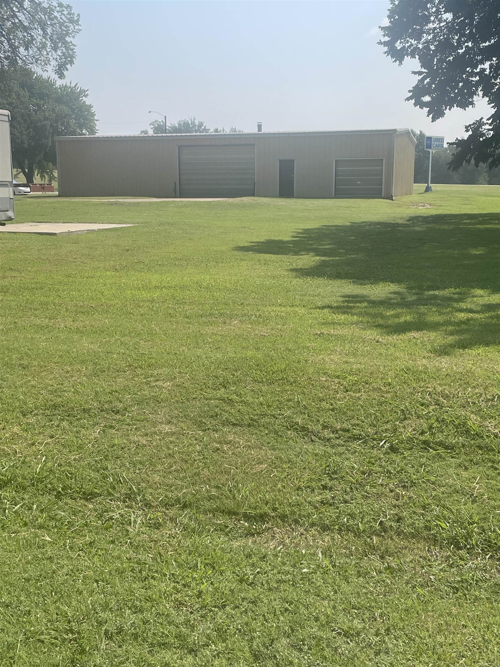 905 E 8th Street Harper KS 67058