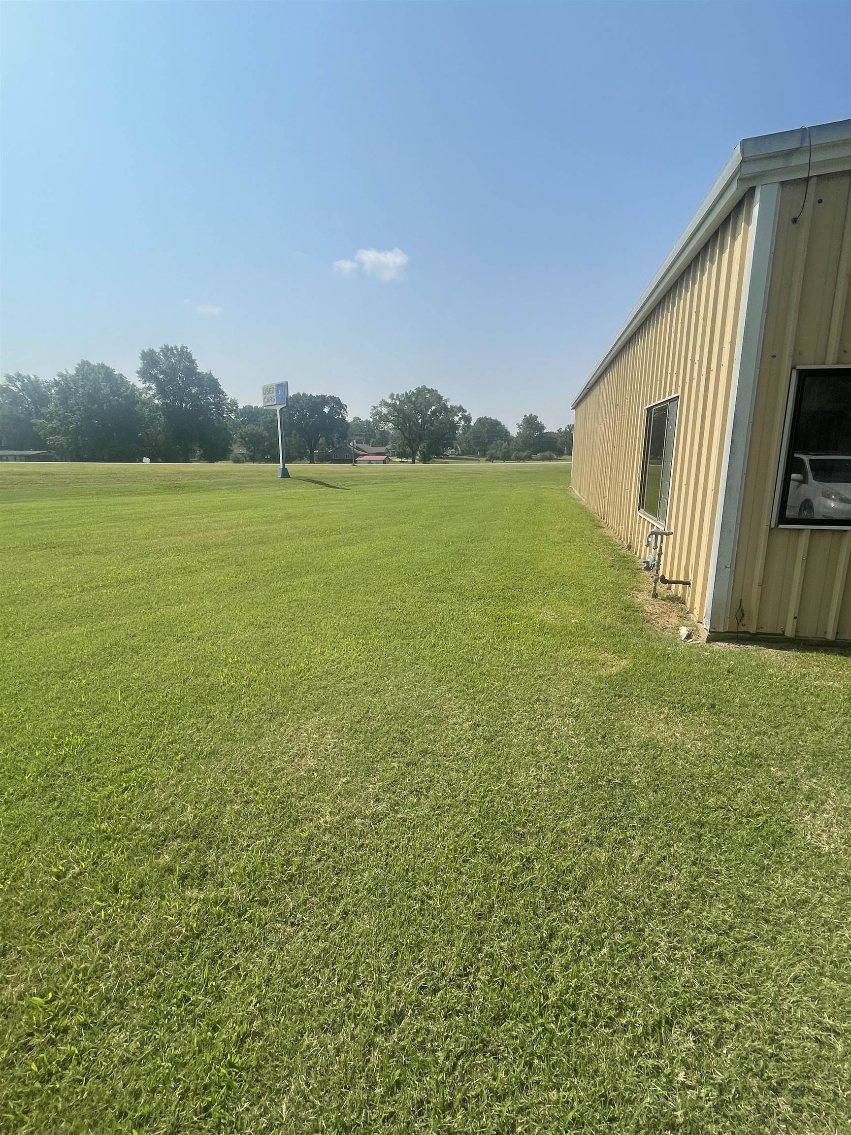 905 E 8th Street Harper KS 67058