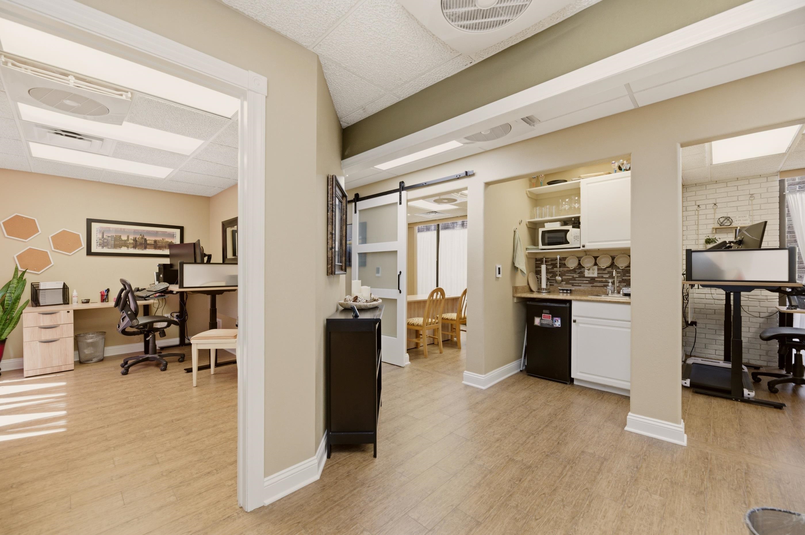 241 N Hillside Street Wichita KS 67214