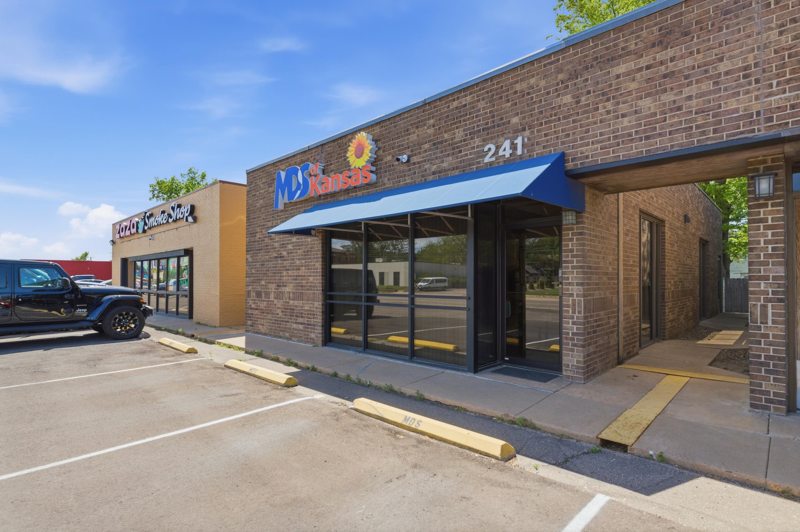 241 N Hillside Street Wichita KS 67214