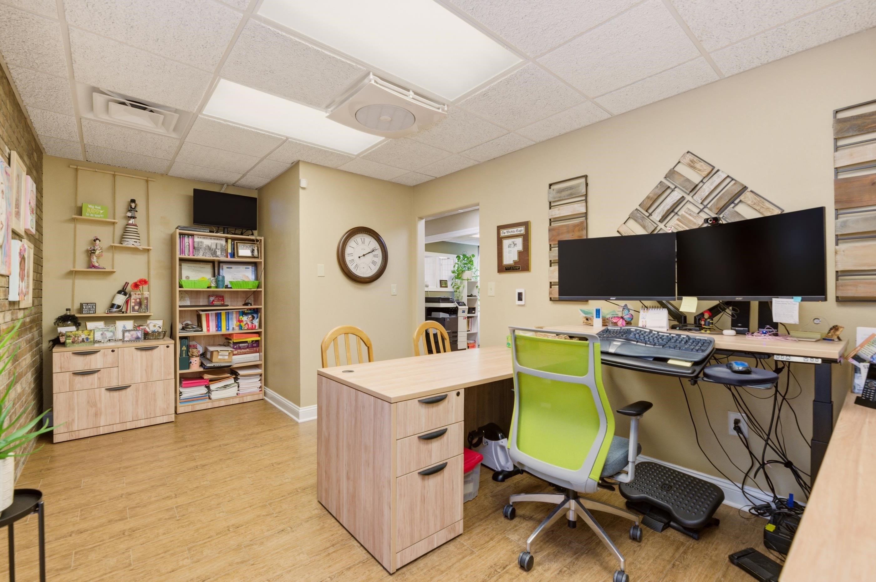 241 N Hillside Street Wichita KS 67214
