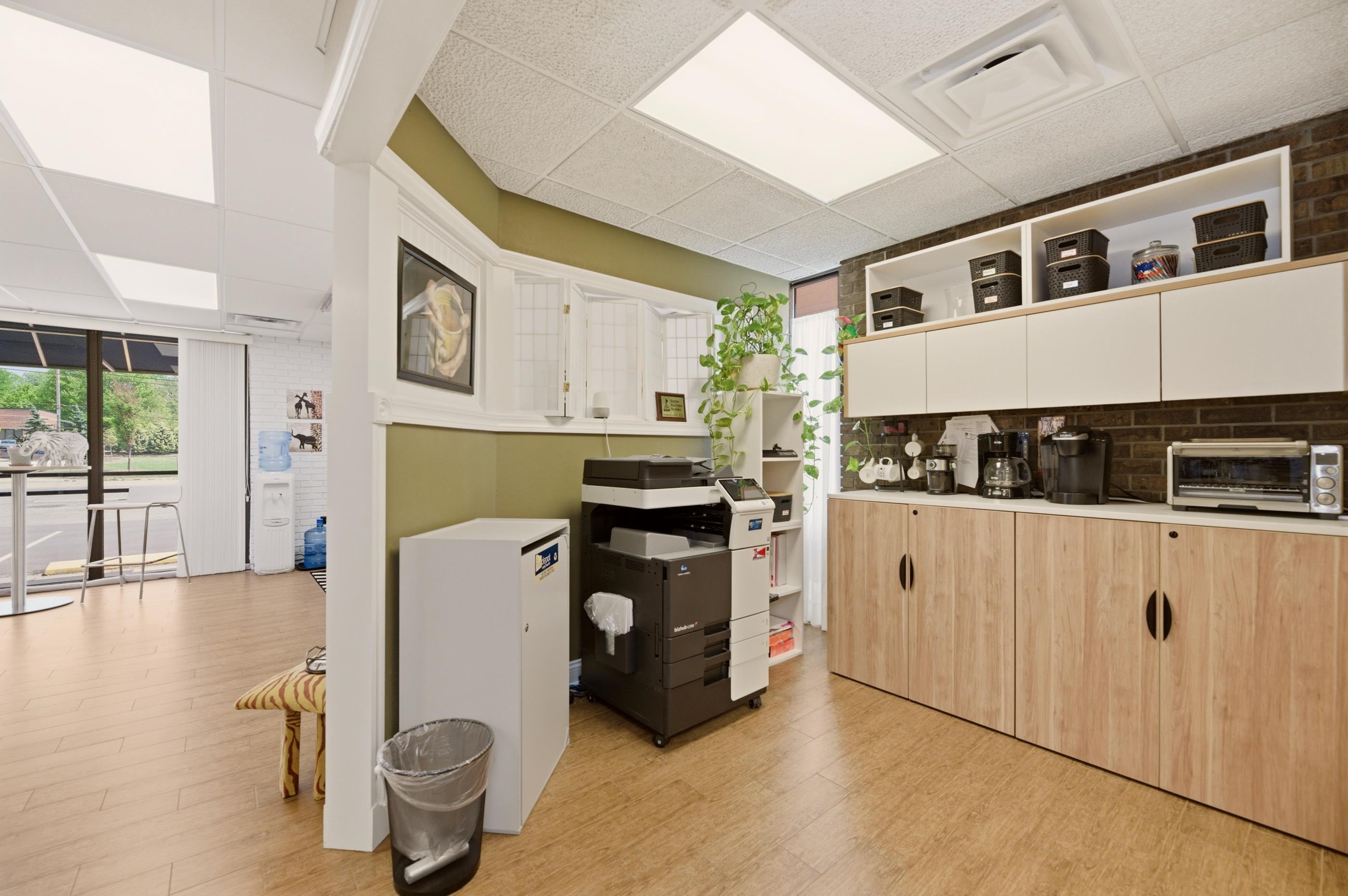 241 N Hillside Street Wichita KS 67214