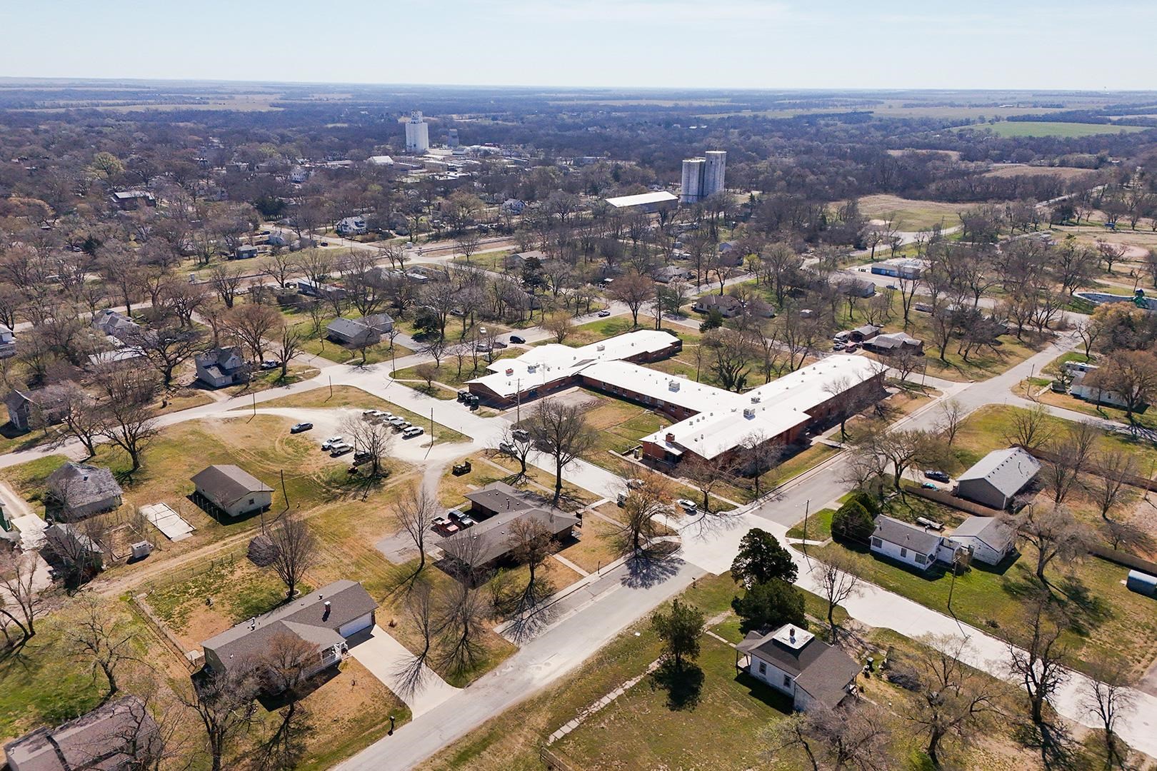 504 N Poplar Peabody KS 66866