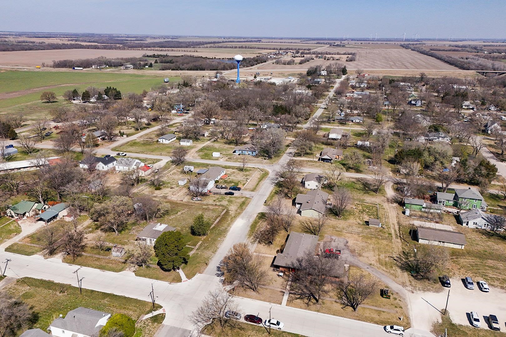504 N Poplar Peabody KS 66866