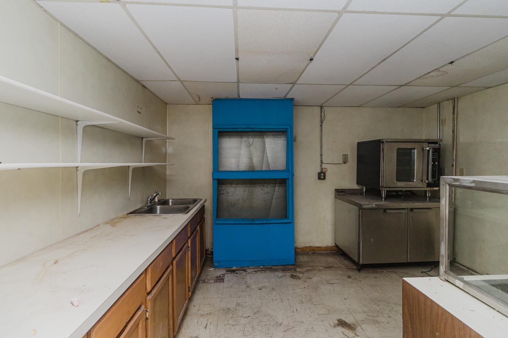 1015 S Meridian Wichita KS 67213