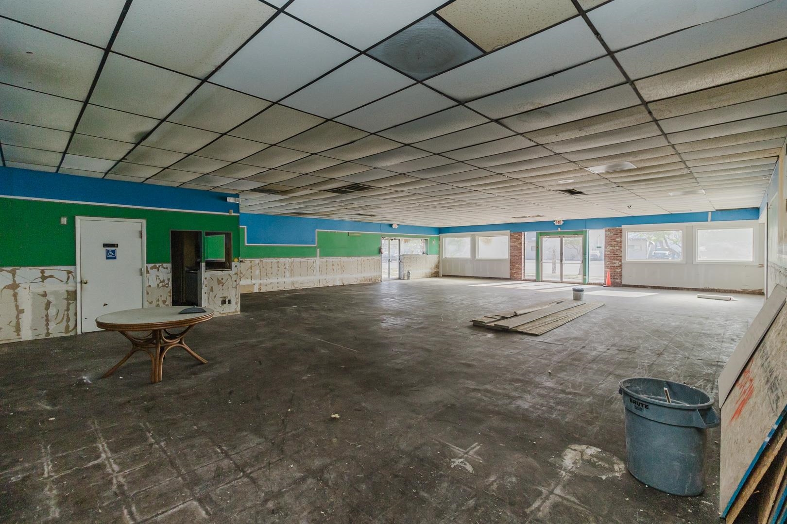 1015 S Meridian Wichita KS 67213