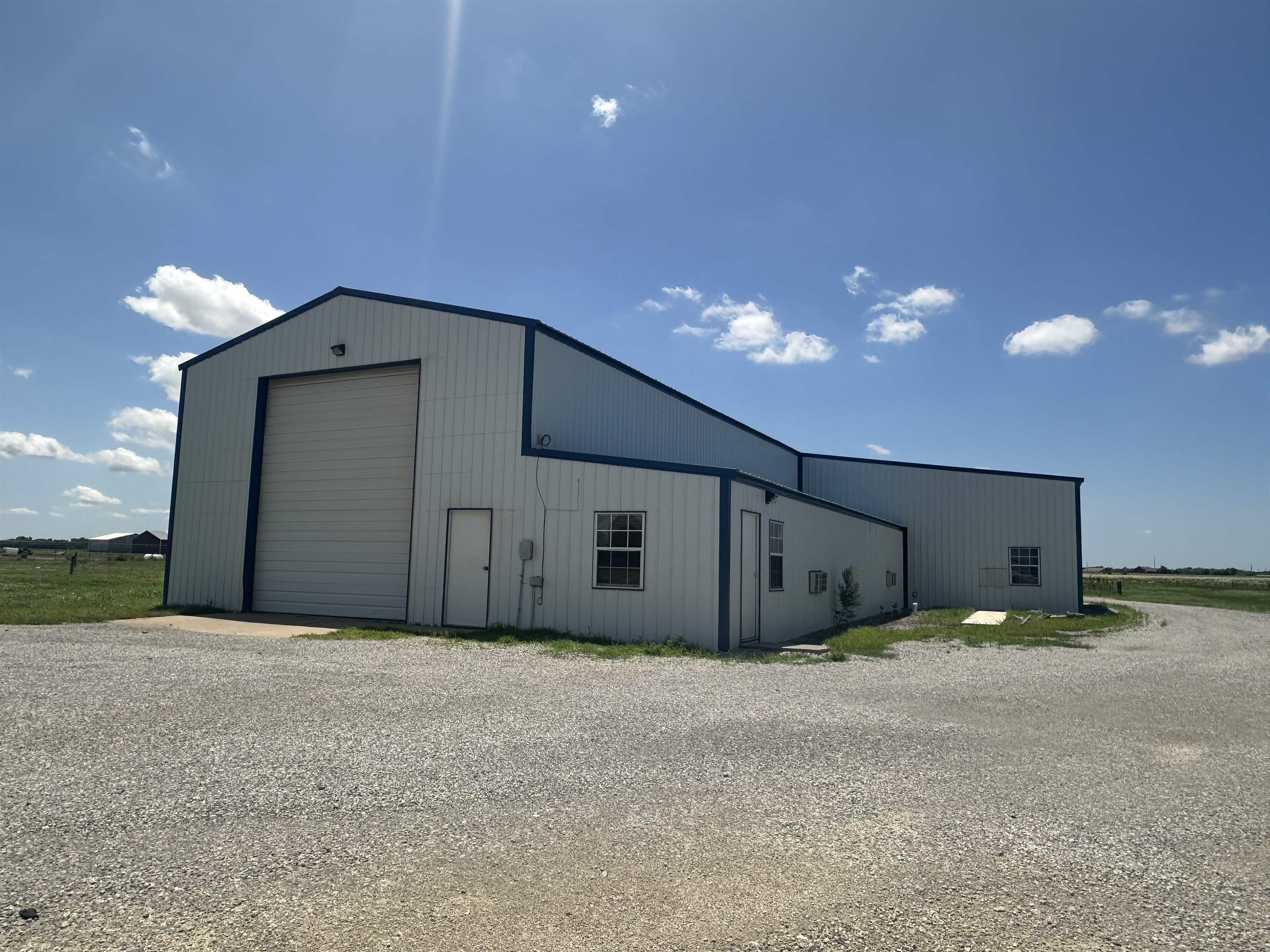887 Frontage Road Harper KS 67058