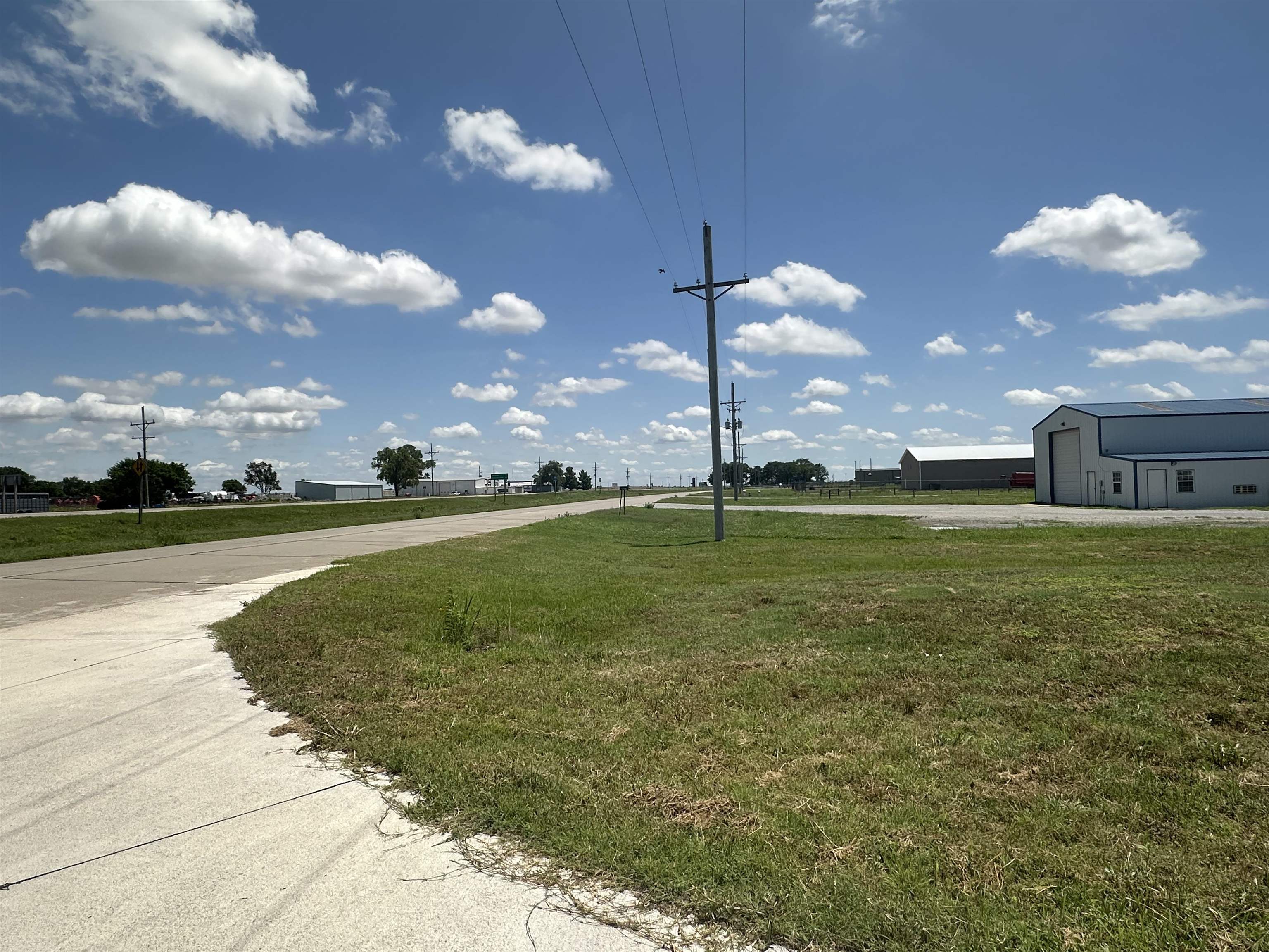887 Frontage Road Harper KS 67058