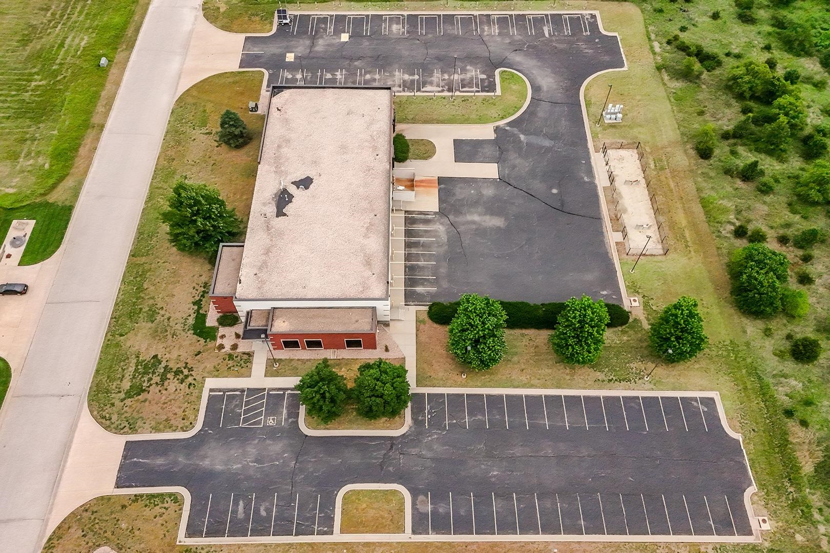 3900 E 12th Winfield KS 67156