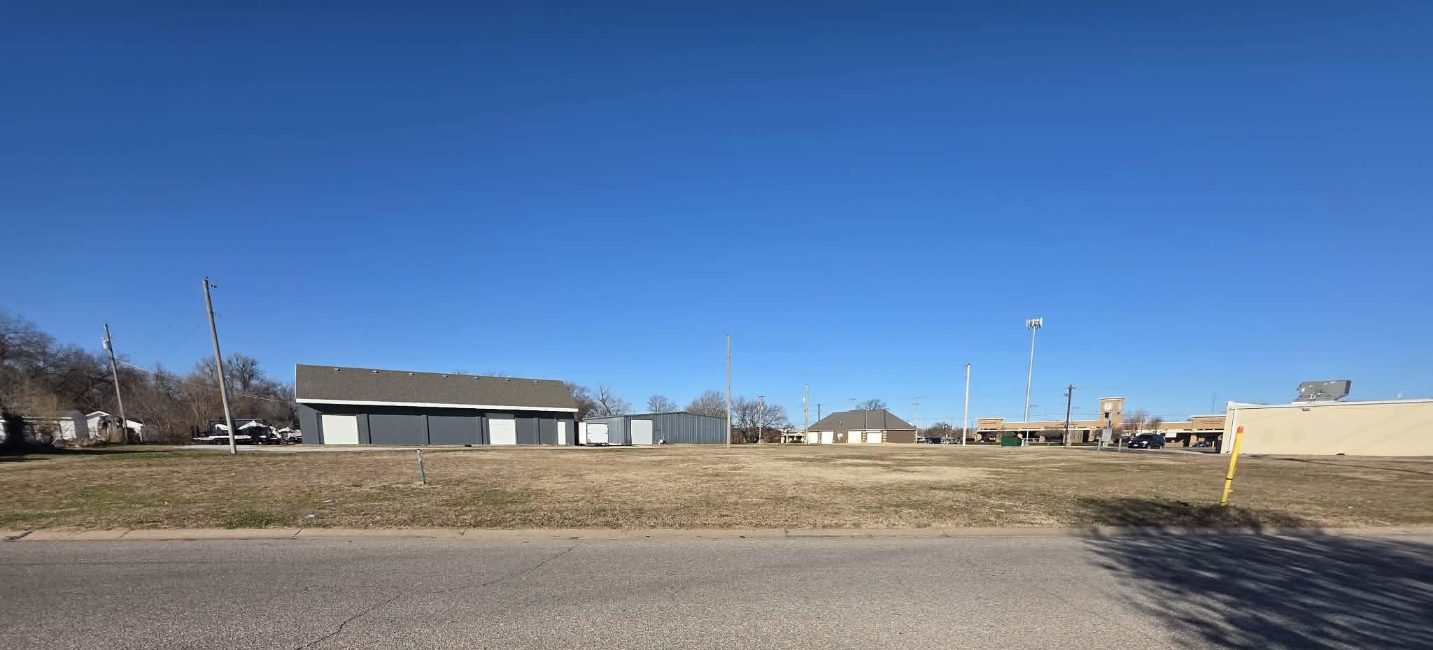 101 Turkle Avenue Haysville KS 67060