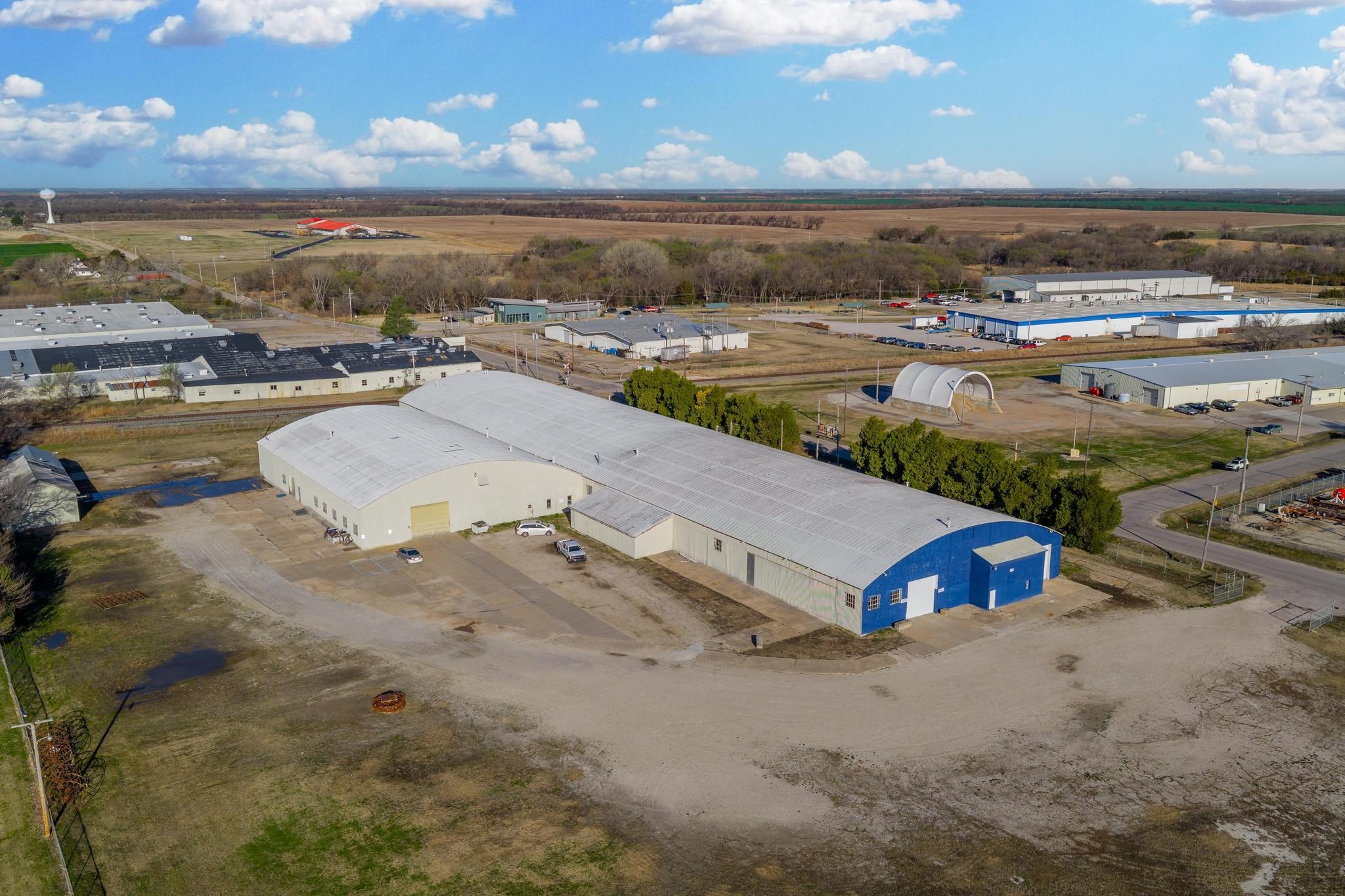 202 E Hillside Wellington KS 67152