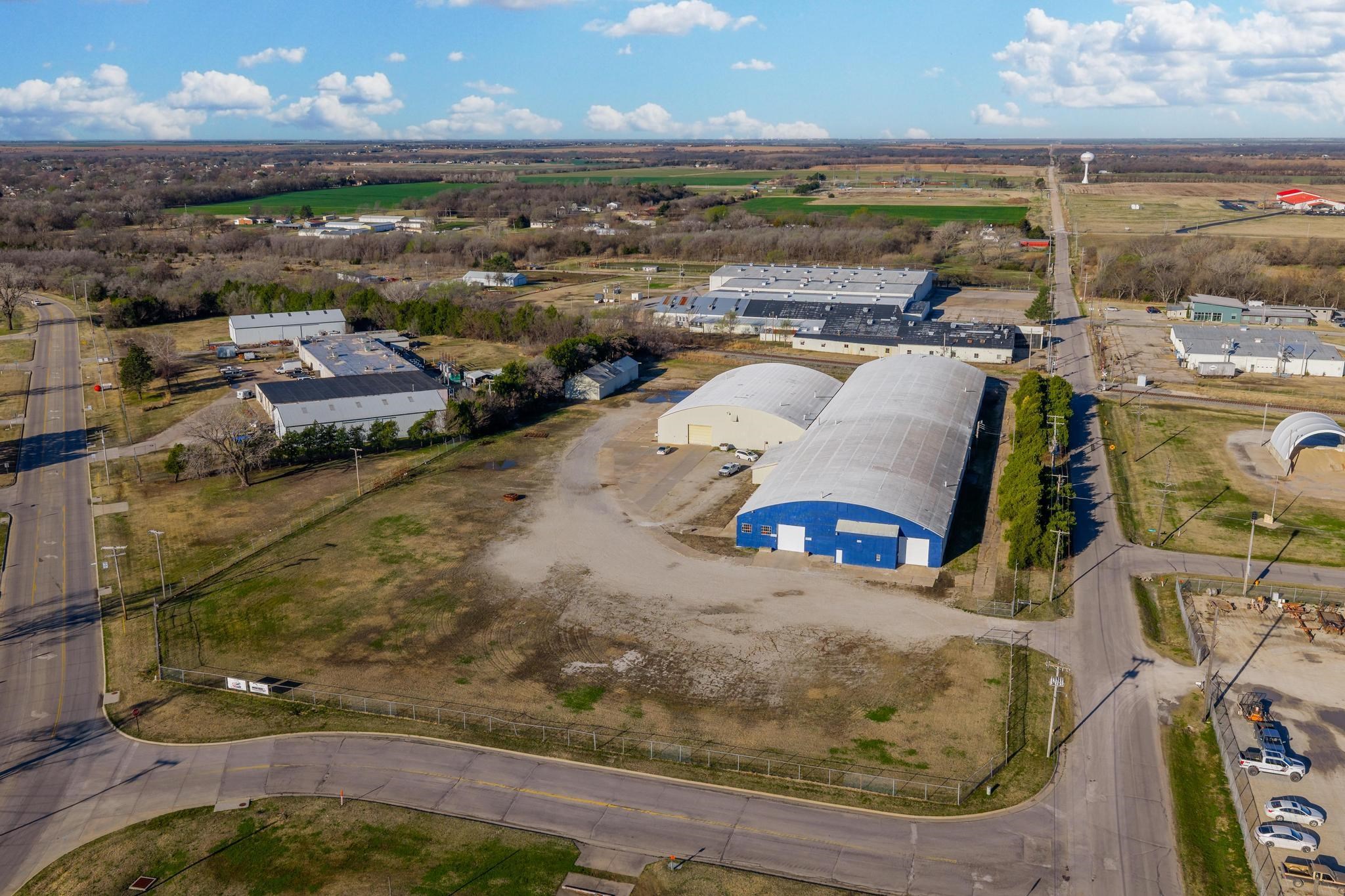 202 E Hillside Wellington KS 67152